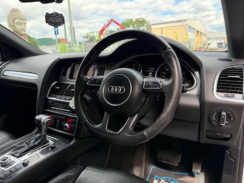 Used Audi Q7 2013 for sale - 76976108: Photo