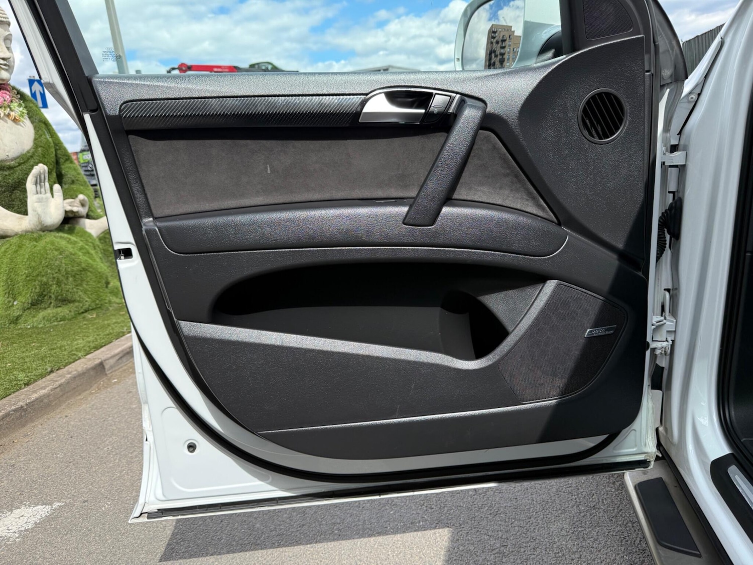 Used Audi Q7 2013 for sale - 76976108: Photo 32