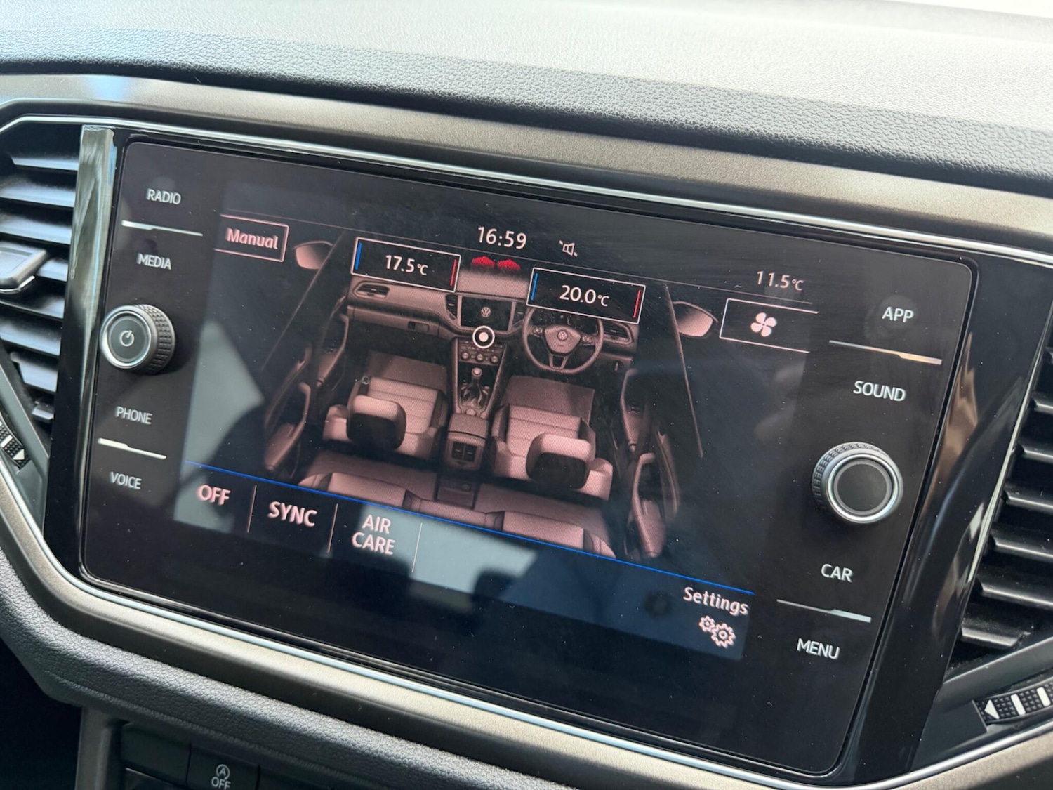 Used Volkswagen T-Roc 2018 for sale - 77892856: Photo 51