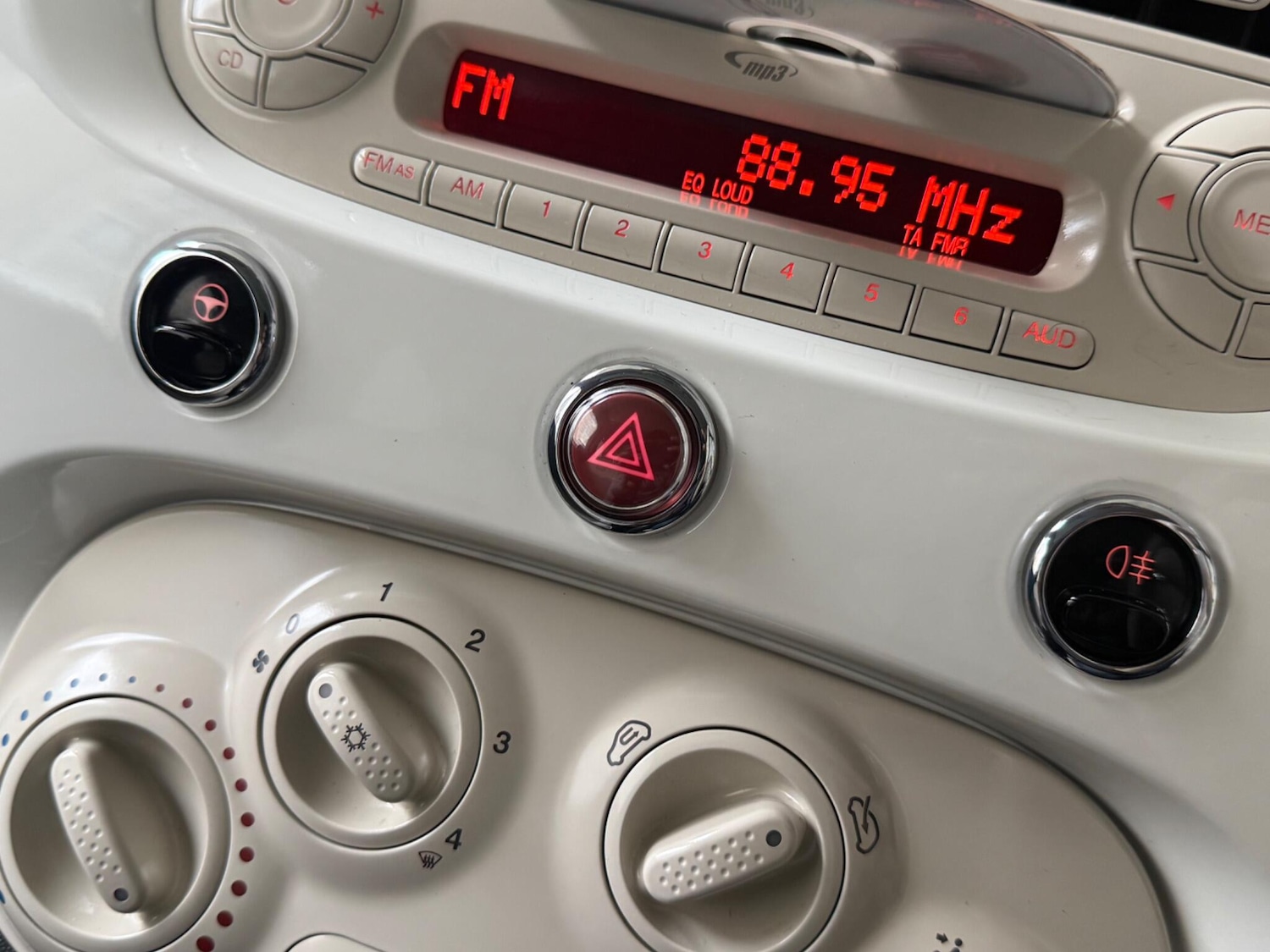 Used Fiat 500 2014 for sale - 76976177: Photo 39