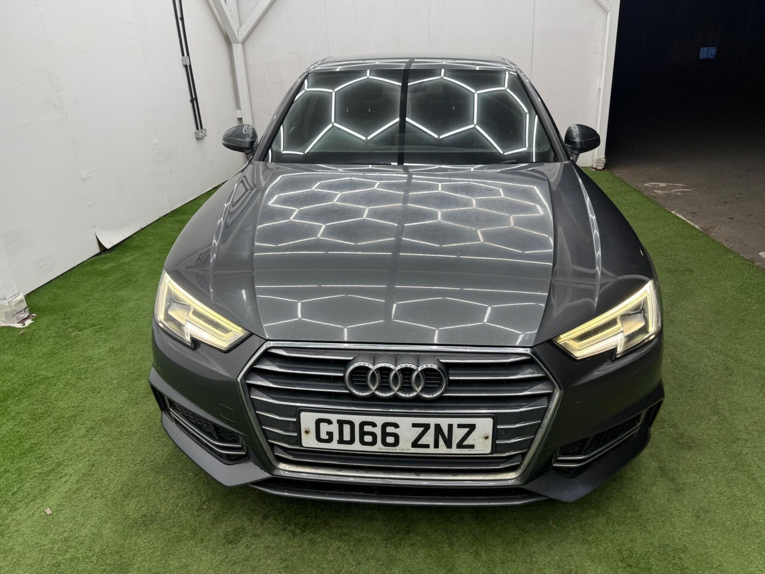 Used Audi A4 2017 for sale - 77120169: Photo 12