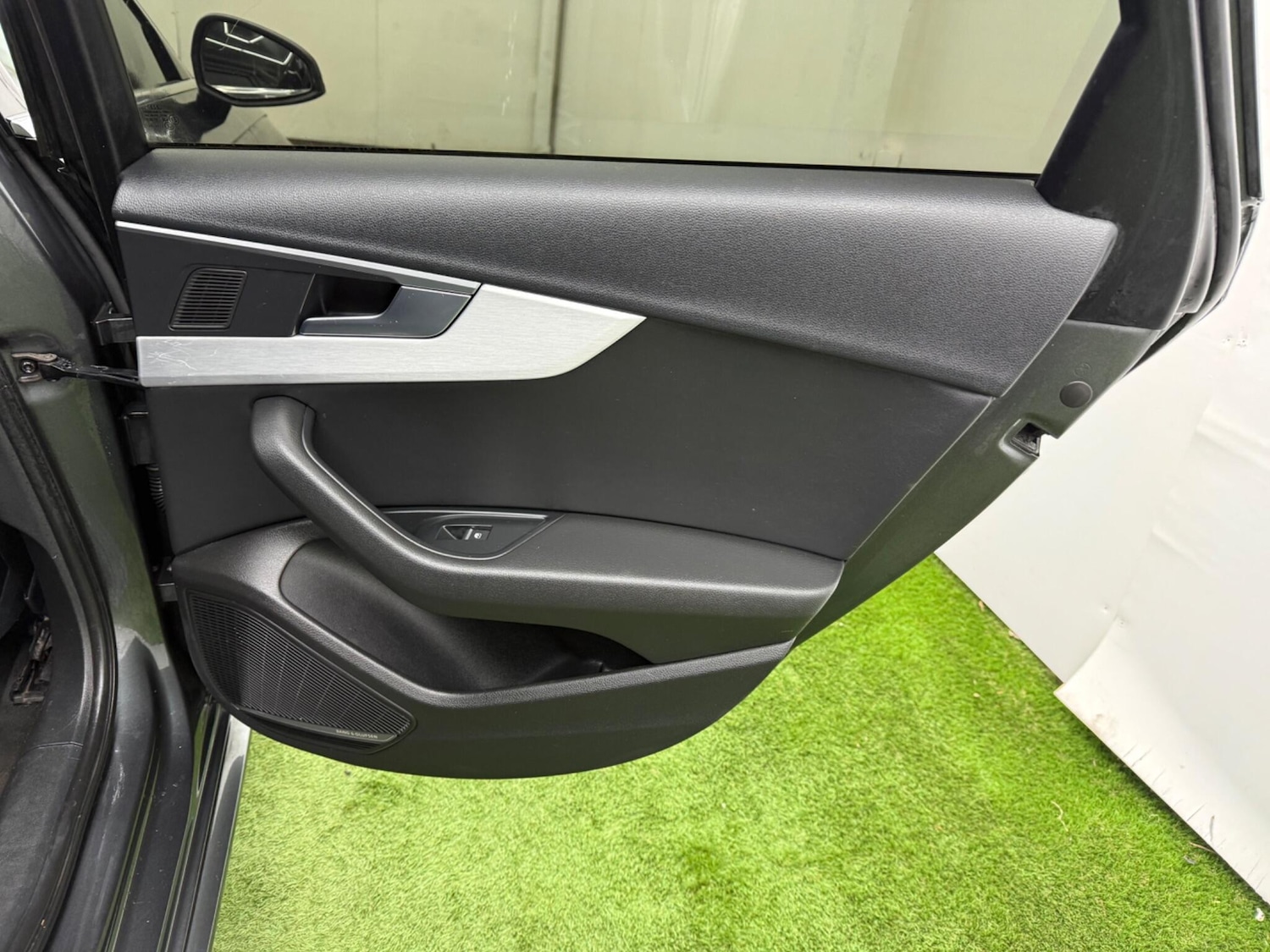 Used Audi A4 2017 for sale - 77120169: Photo 21