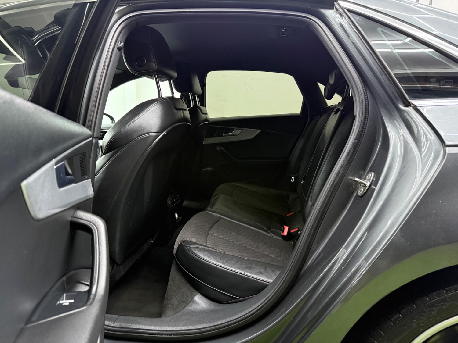 Used Audi A4 2017 for sale - 77120169: Photo 22