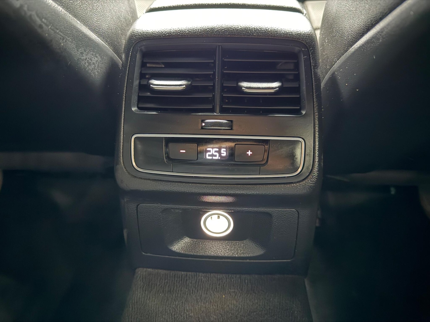 Used Audi A4 2017 for sale - 77120169: Photo 32