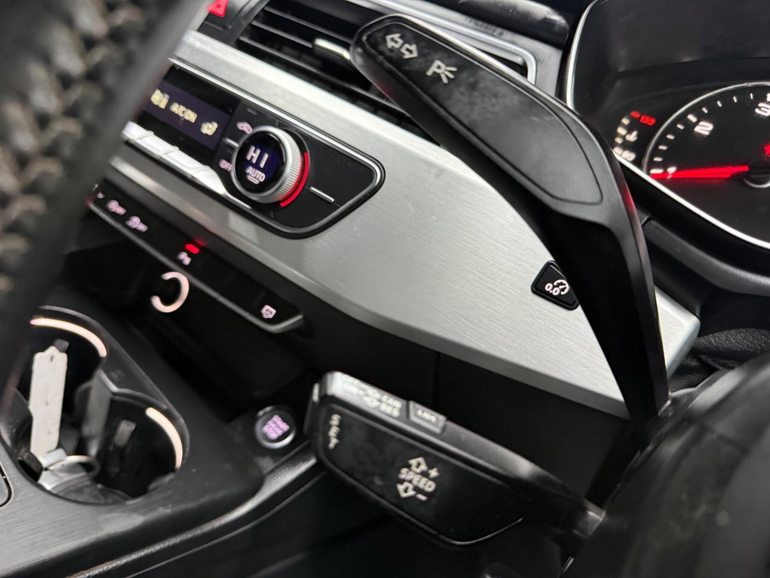 Used Audi A4 2017 for sale - 77120169: Photo 36