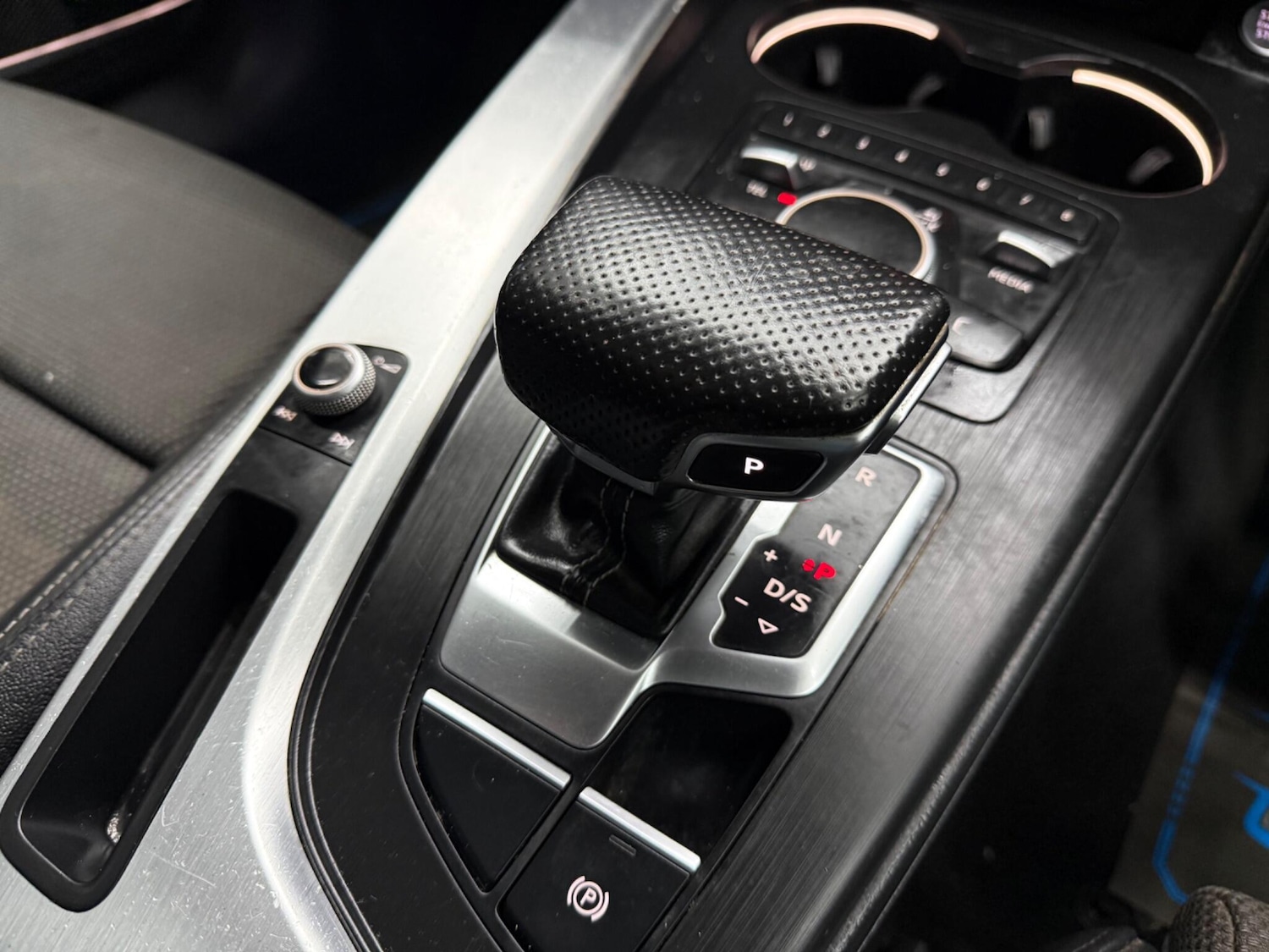 Used Audi A4 2017 for sale - 77120169: Photo 56