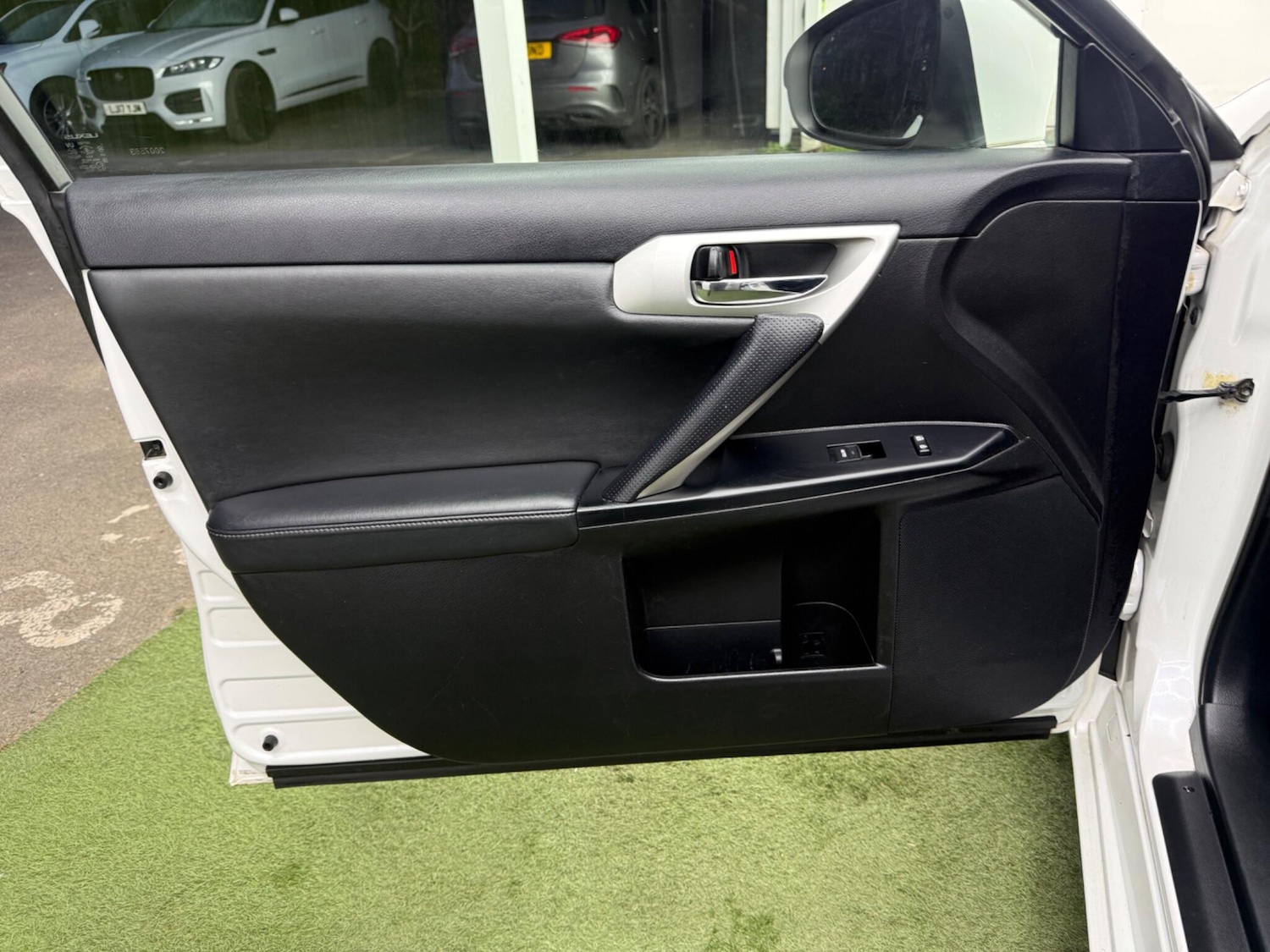 Used Lexus CT 2011 for sale - 77977846: Photo 27