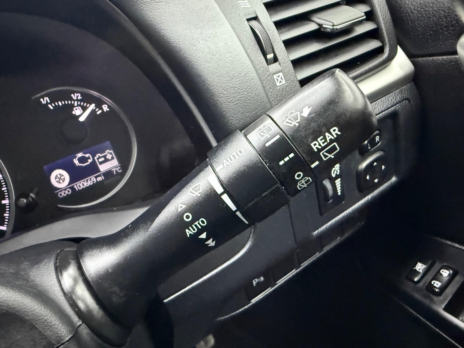 Used Lexus CT 2011 for sale - 77977846: Photo 37