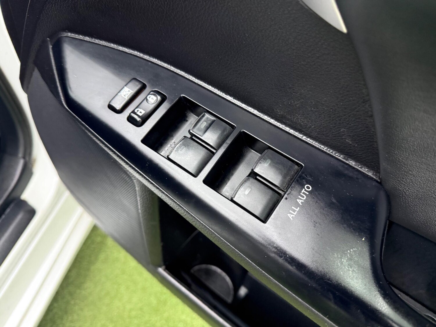 Used Lexus CT 2011 for sale - 77977846: Photo 40