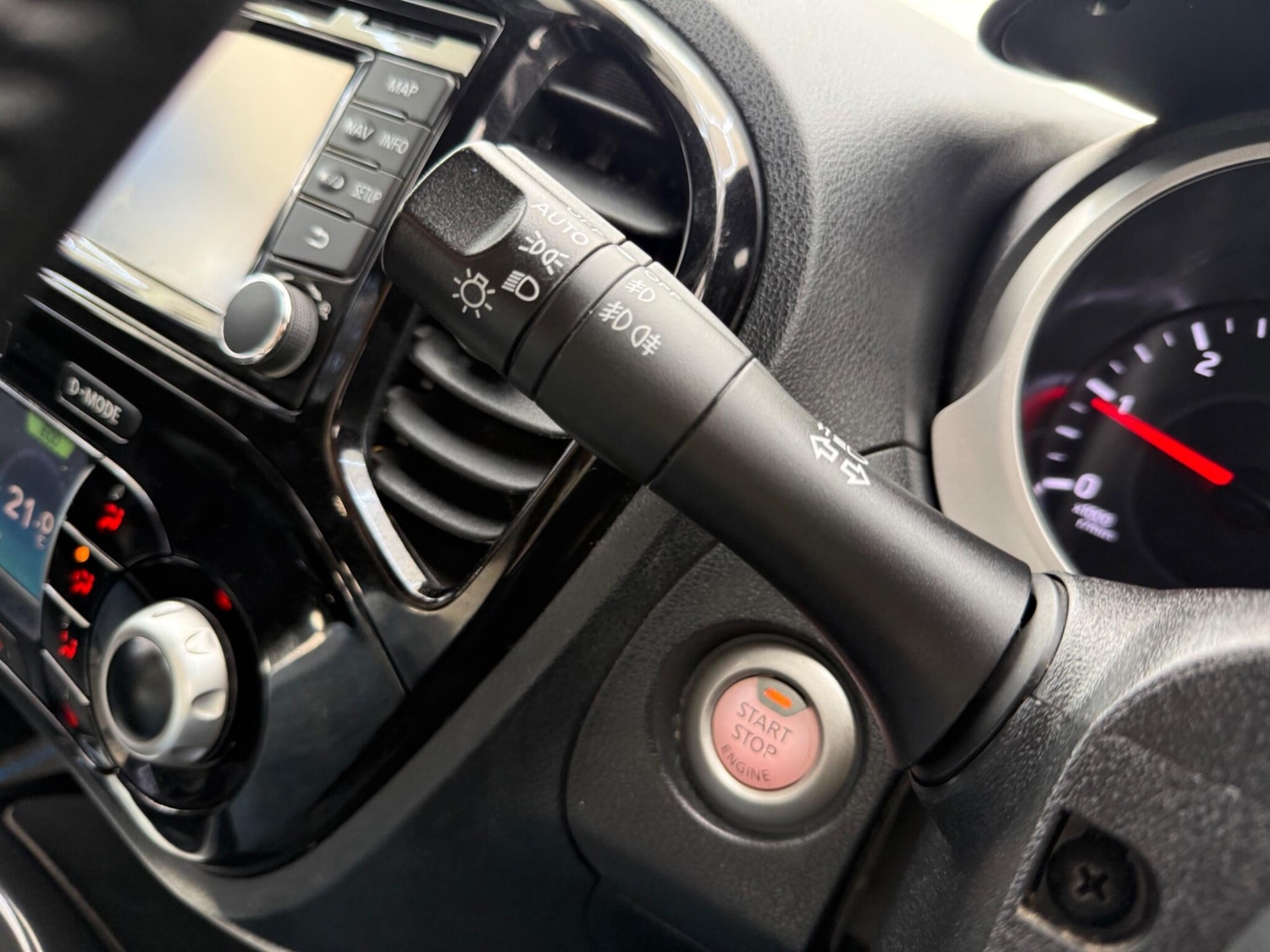 Used Nissan Juke 2016 for sale - 77203207: Photo 37