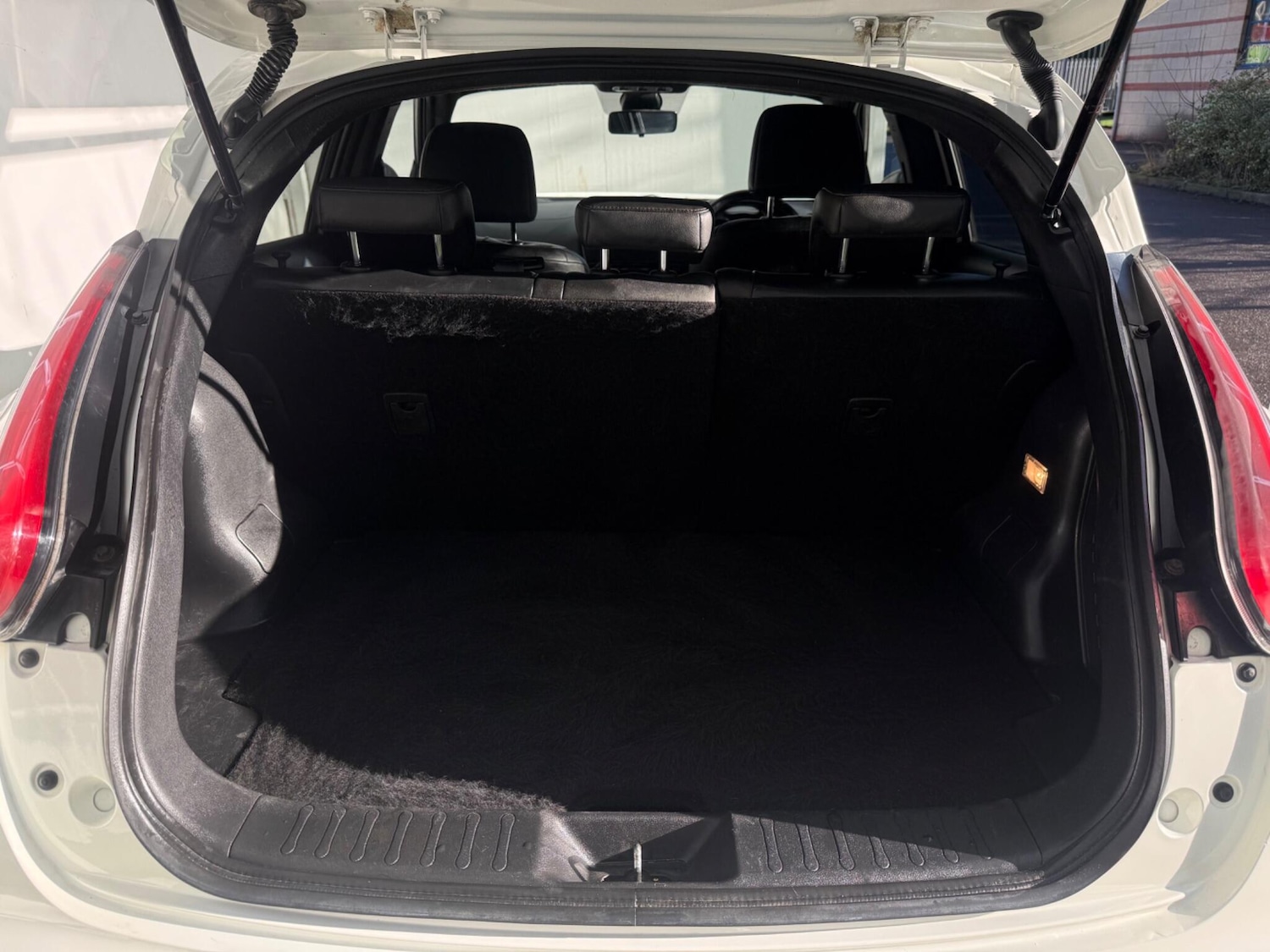 Used Nissan Juke 2016 for sale - 77203207: Photo 9