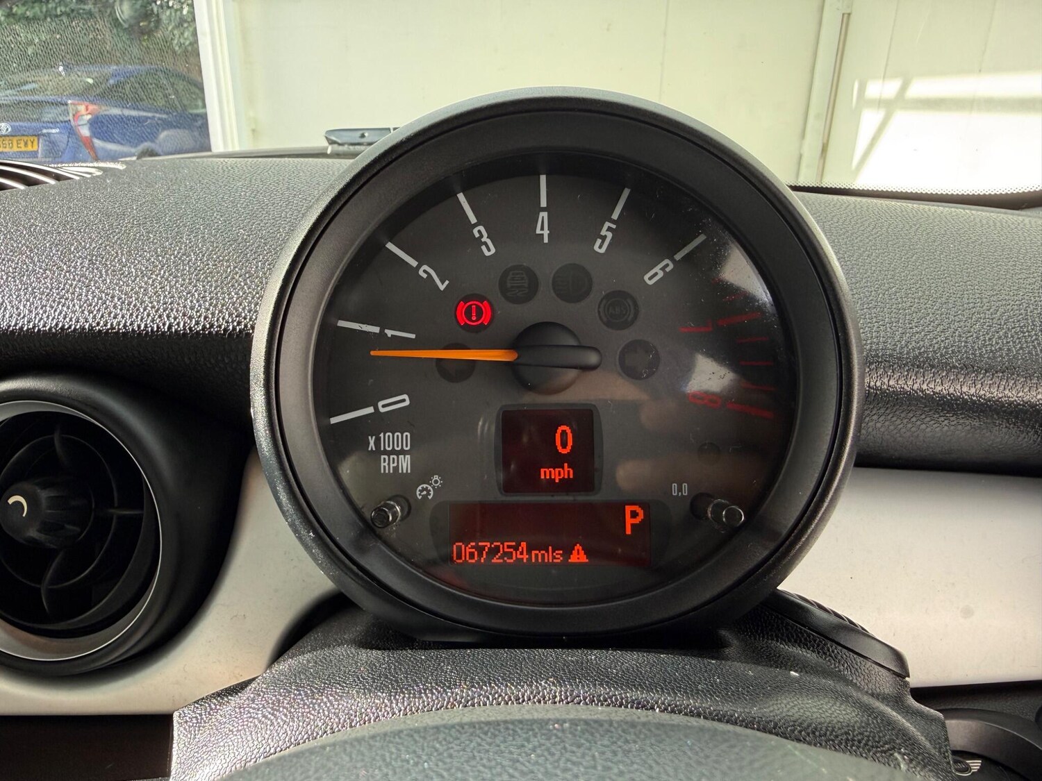 Used MINI Convertible 2014 for sale - 77400525: Photo 34