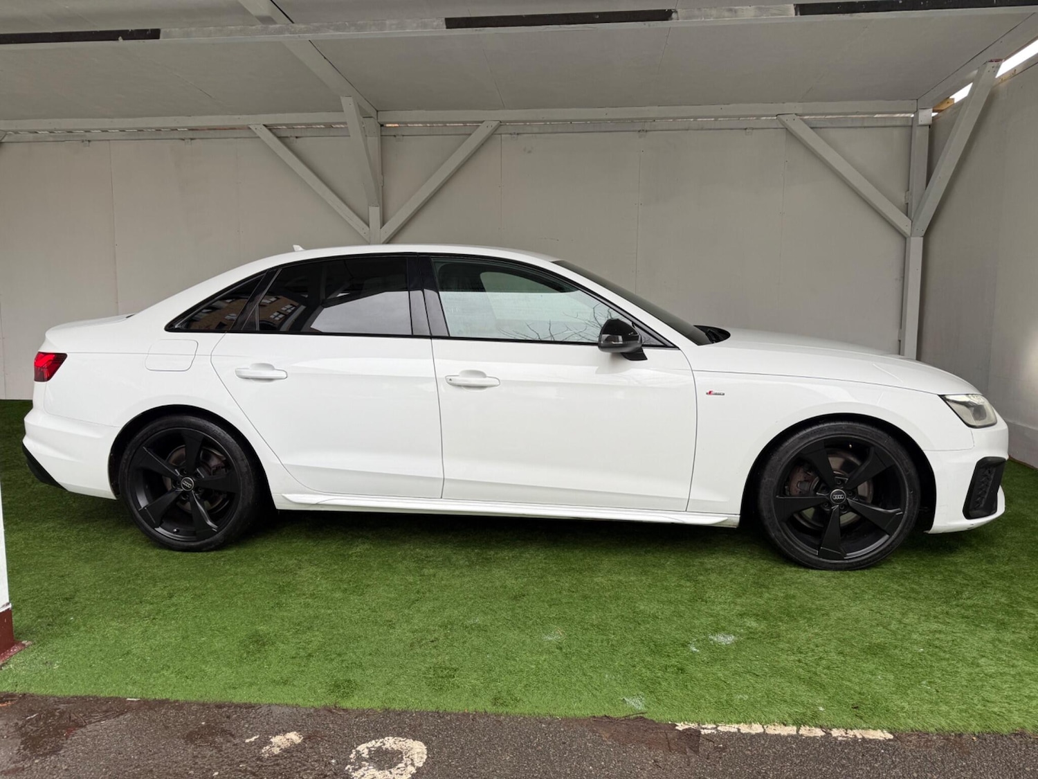 Used Audi A4 2020 for sale - 76771875: Photo 5