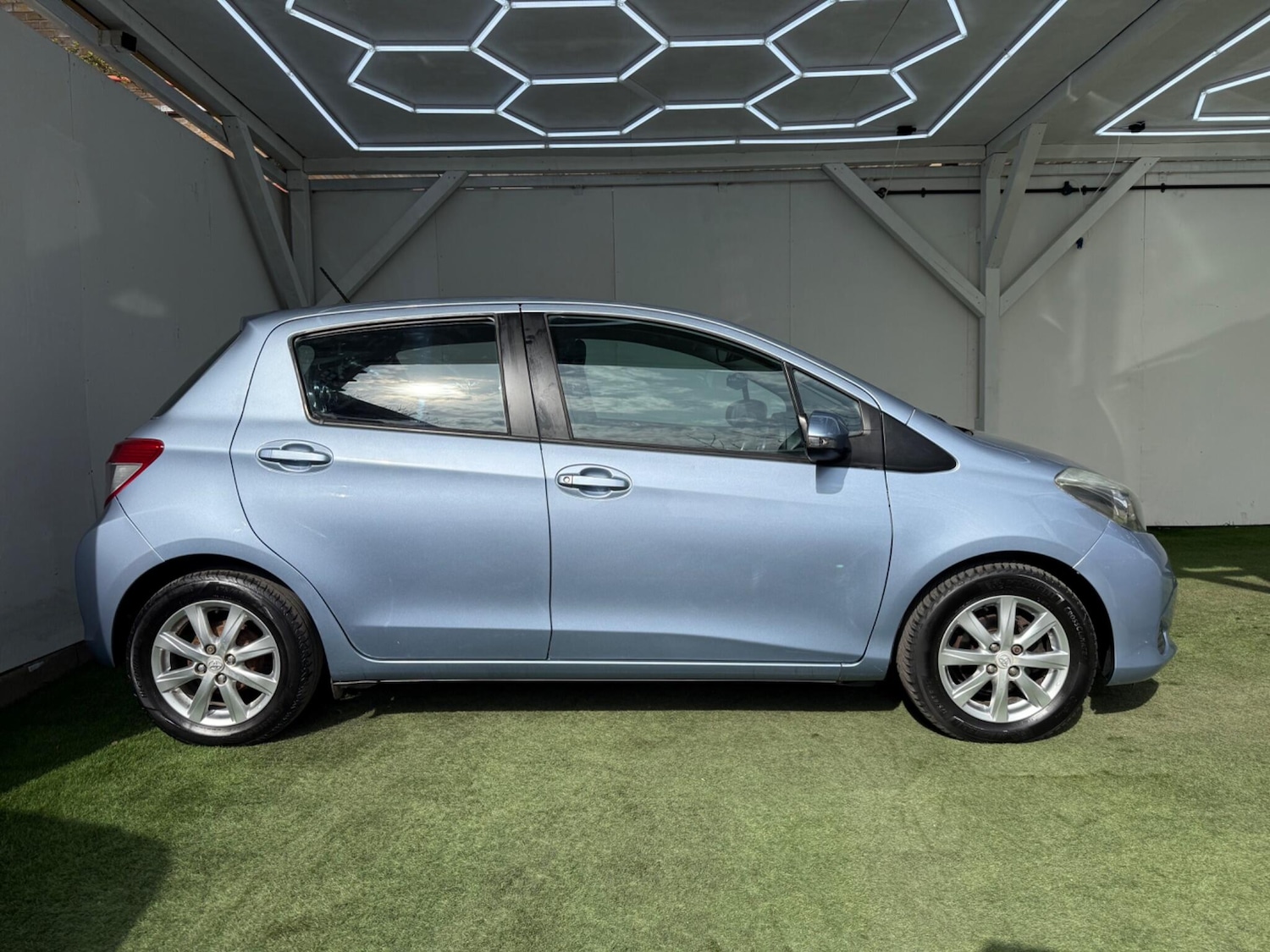 Used Toyota Yaris for sale - 77970658: Photo 5