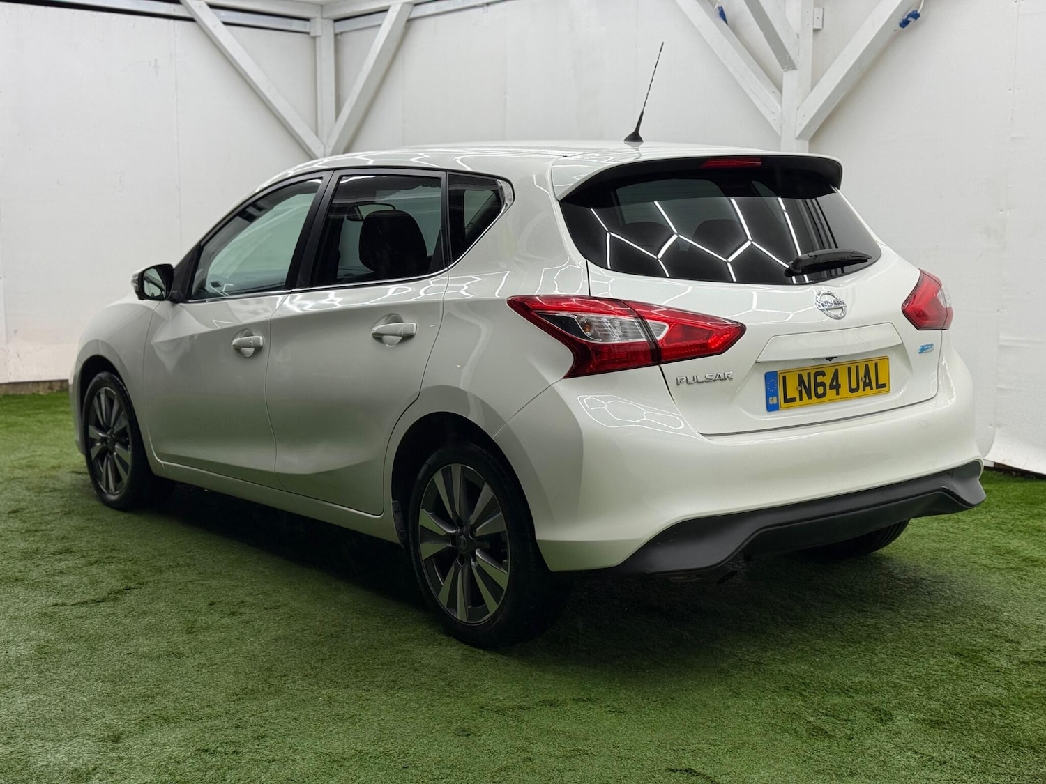 Used Nissan Pulsar 2014 for sale - 77345668: Photo 9