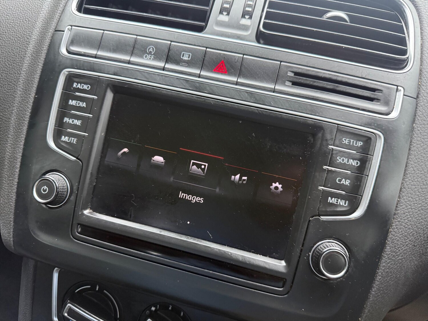 Used Volkswagen Polo 2016 for sale - 77909410: Photo 46