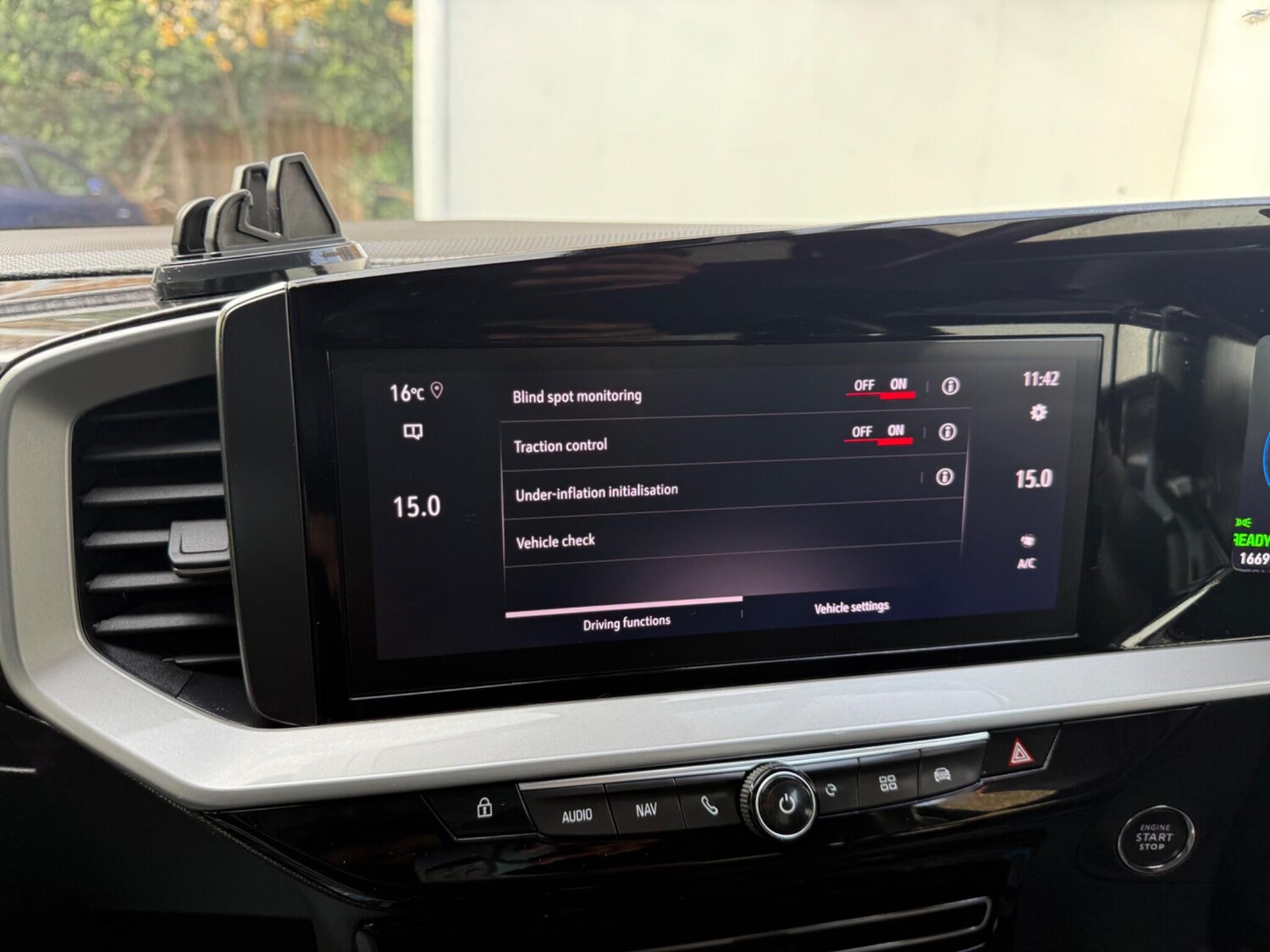 Used Vauxhall Mokka 2023 for sale - 76484569: Photo 30