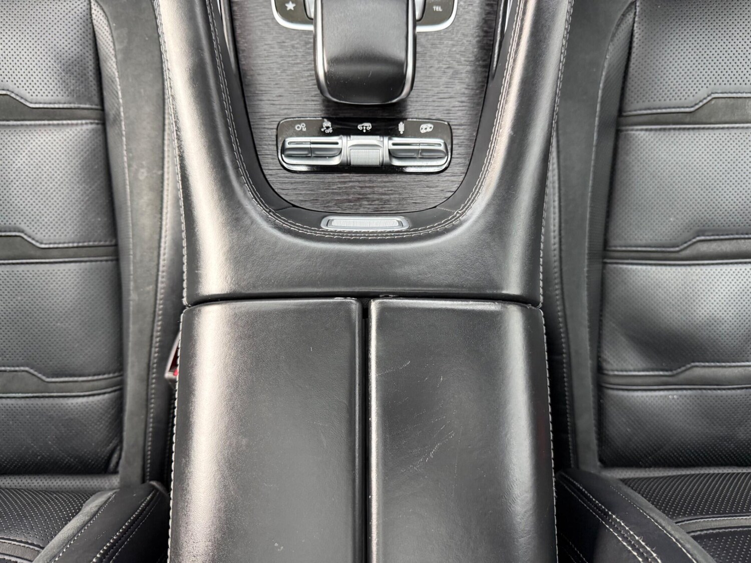 Used Mercedes-Benz GLE 2020 for sale - 77993234: Photo 32