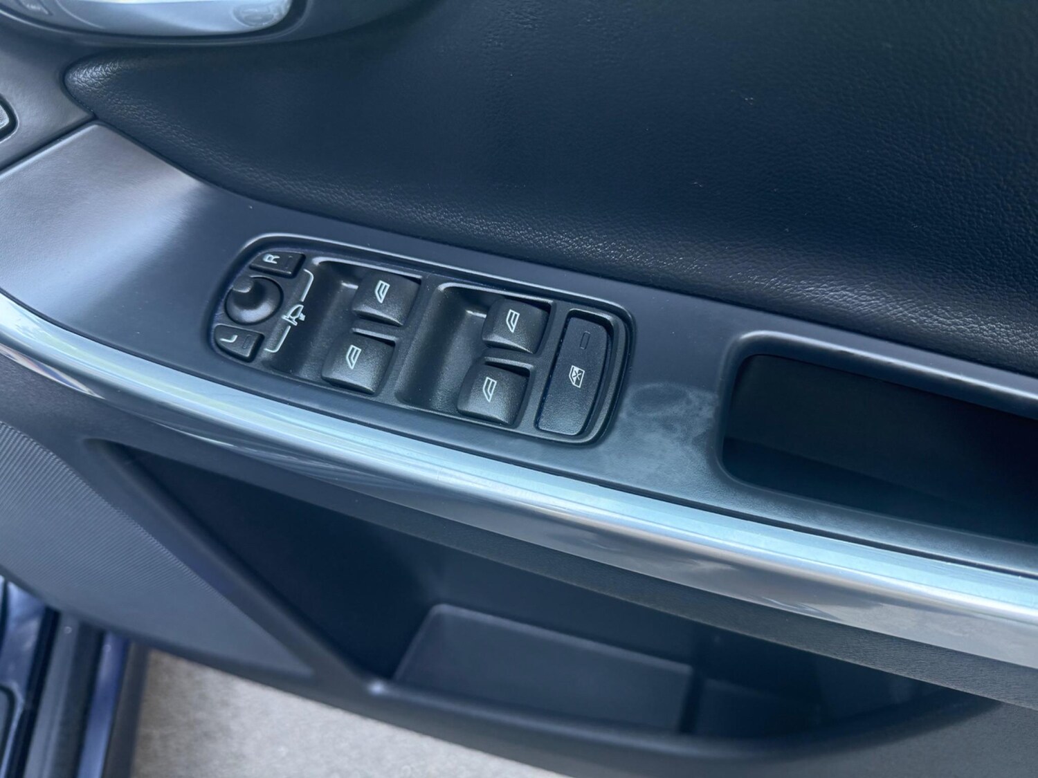 Used Volvo XC60 for sale - 77511297: Photo 45