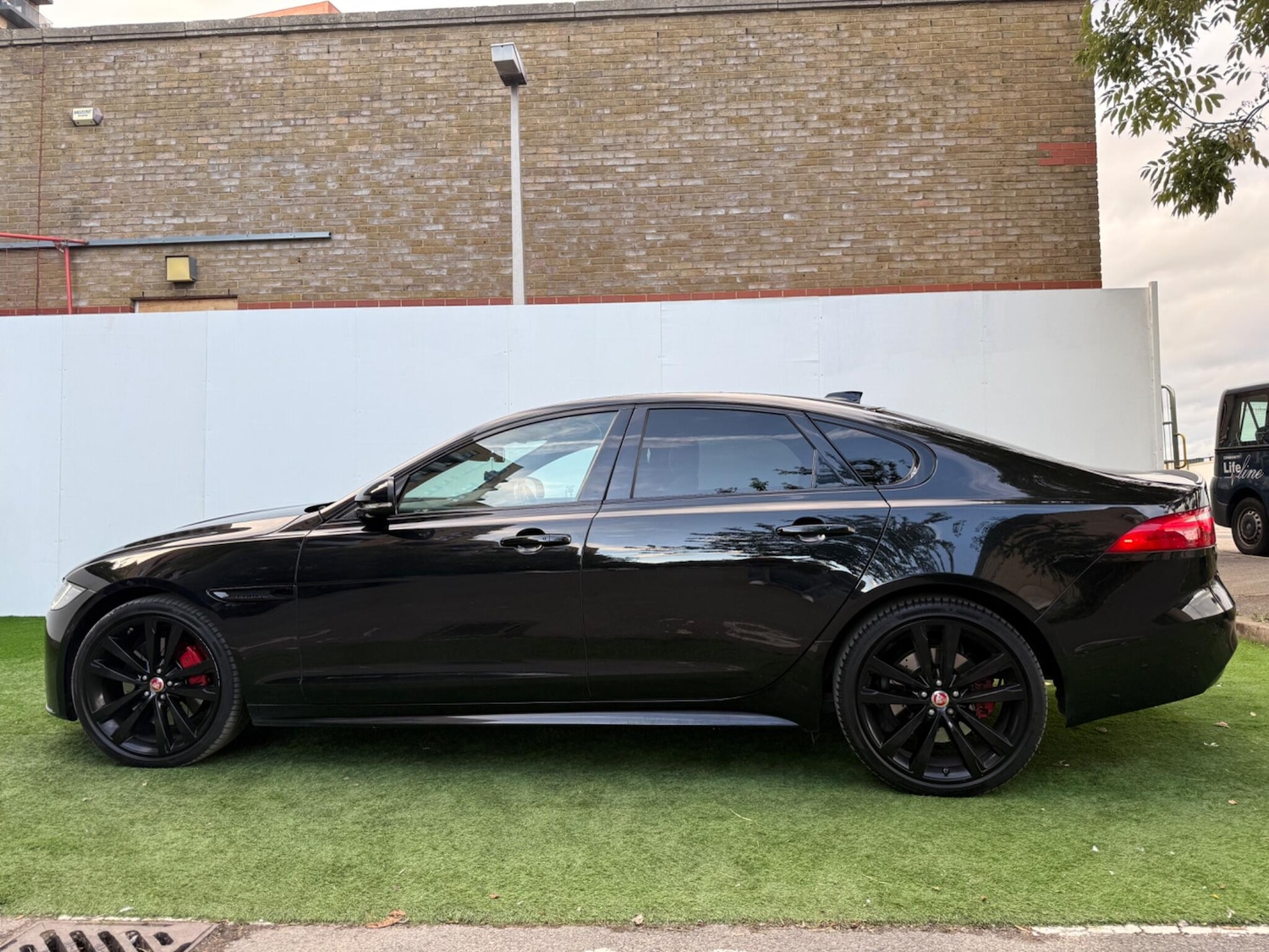 Used Jaguar XF 2016 for sale - 76175333: Photo 10