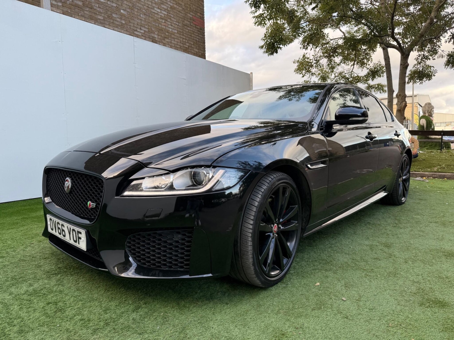 Used Jaguar XF 2016 for sale - 76175333: Photo 11