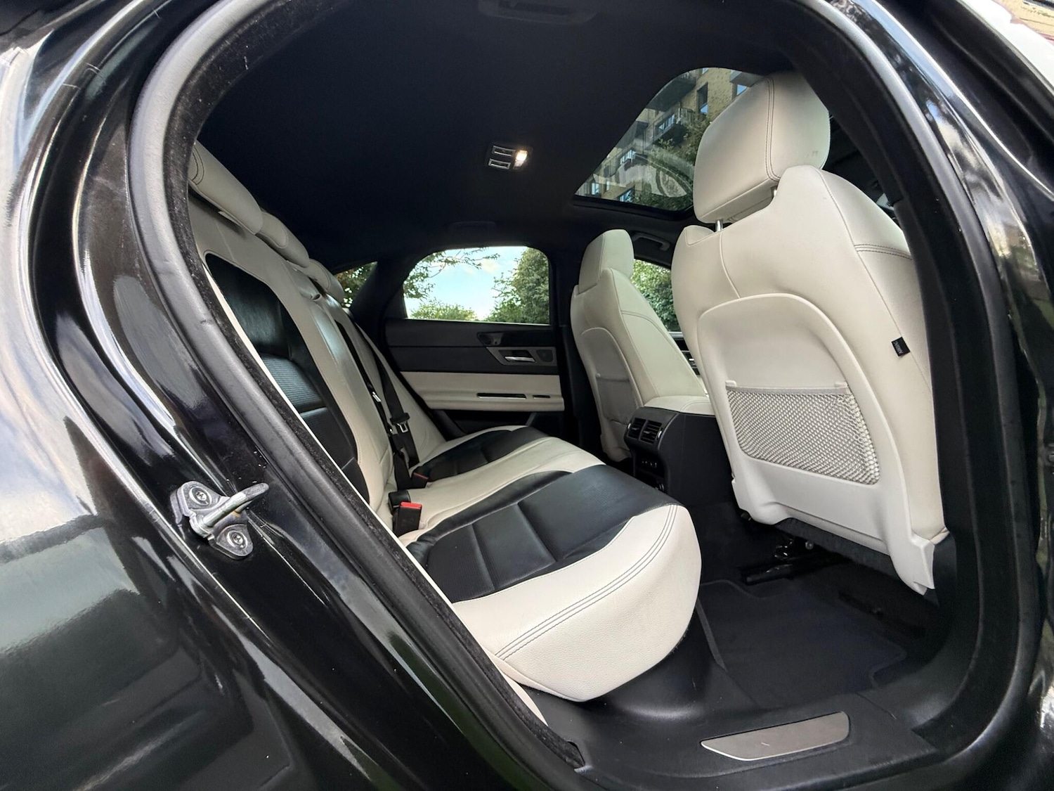 Used Jaguar XF 2016 for sale - 76175333: Photo 20