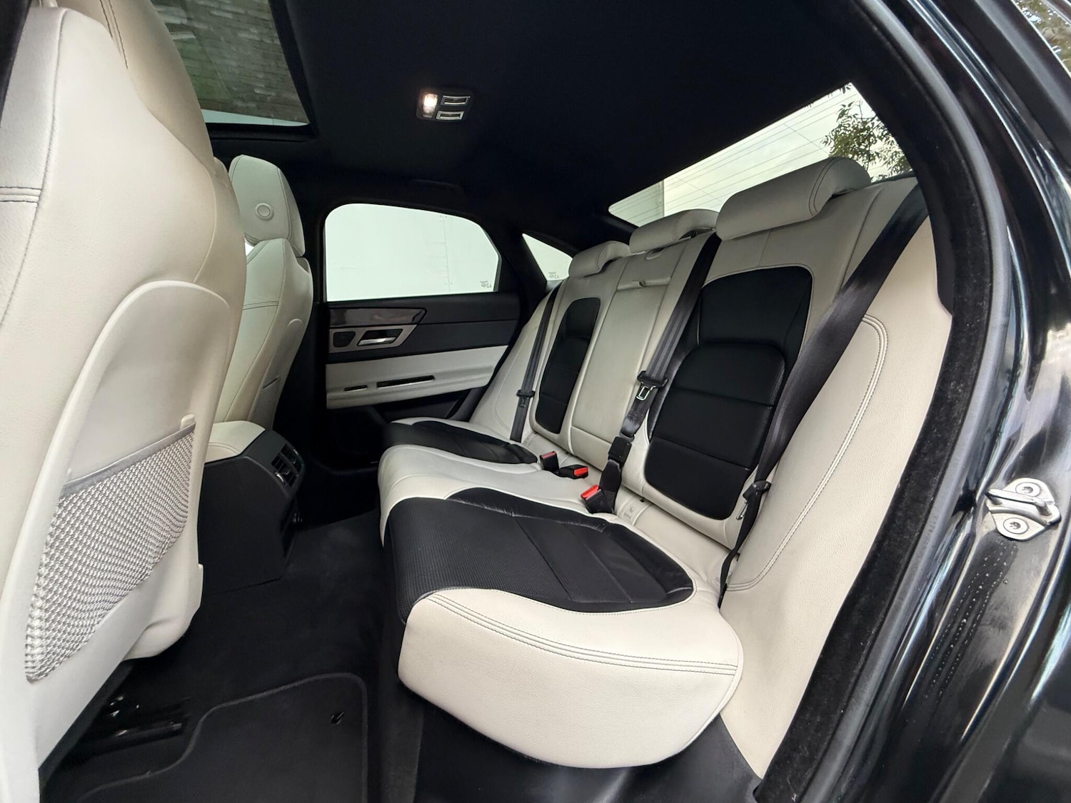 Used Jaguar XF 2016 for sale - 76175333: Photo 25