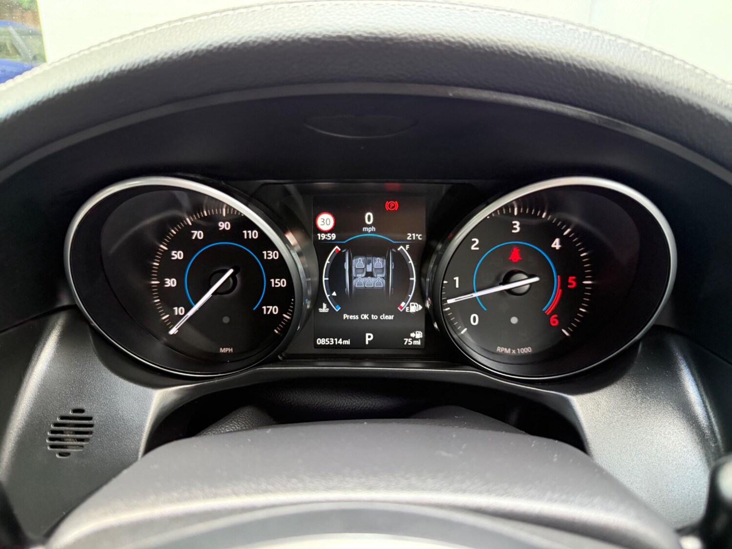 Used Jaguar XF 2016 for sale - 76175333: Photo 34