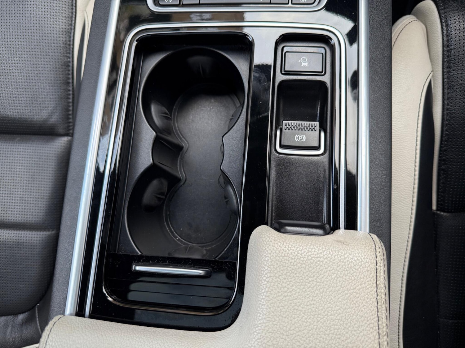 Used Jaguar XF 2016 for sale - 76175333: Photo 56