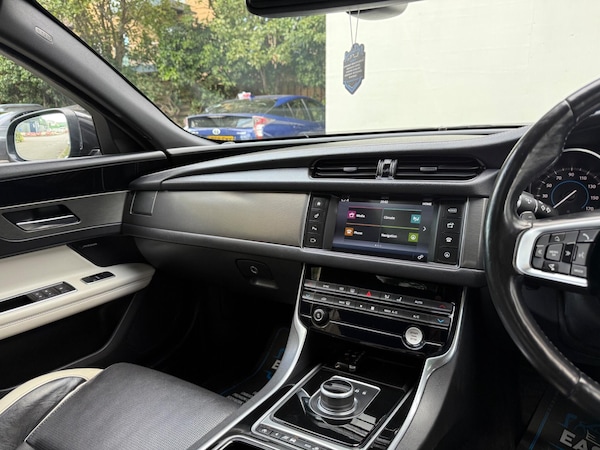 Used Jaguar XF 2016 for sale - 76175333: Photo 57