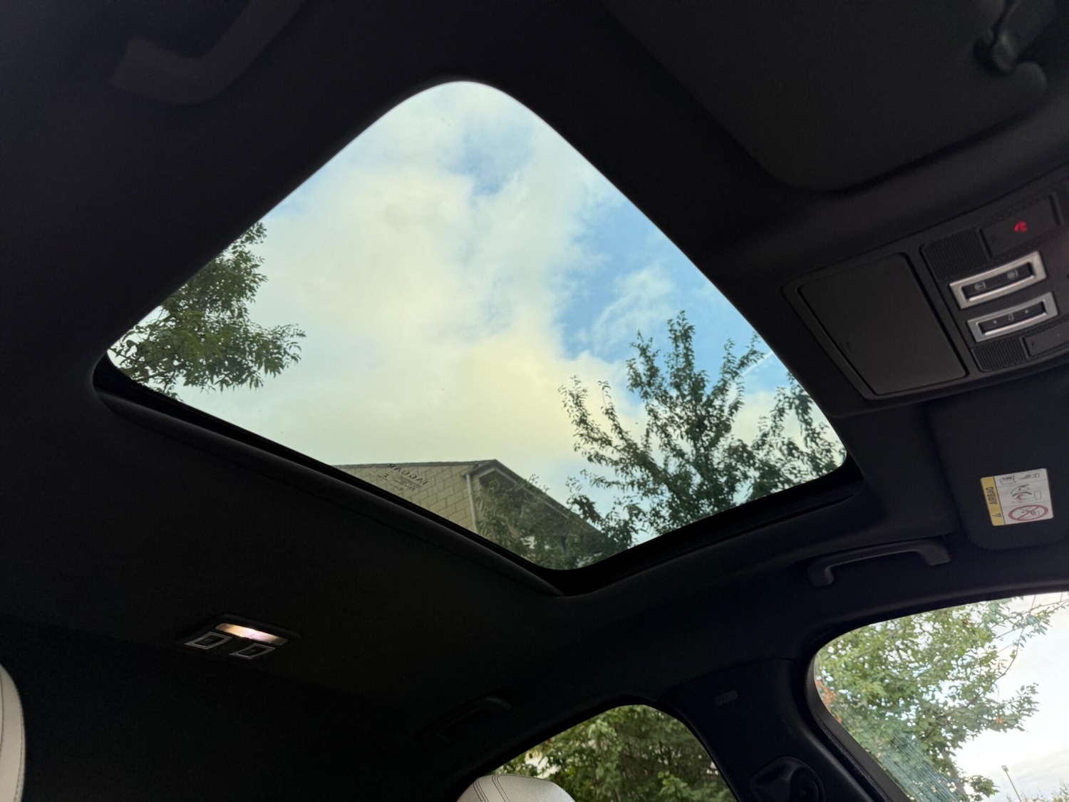 Used Jaguar XF 2016 for sale - 76175333: Photo 59