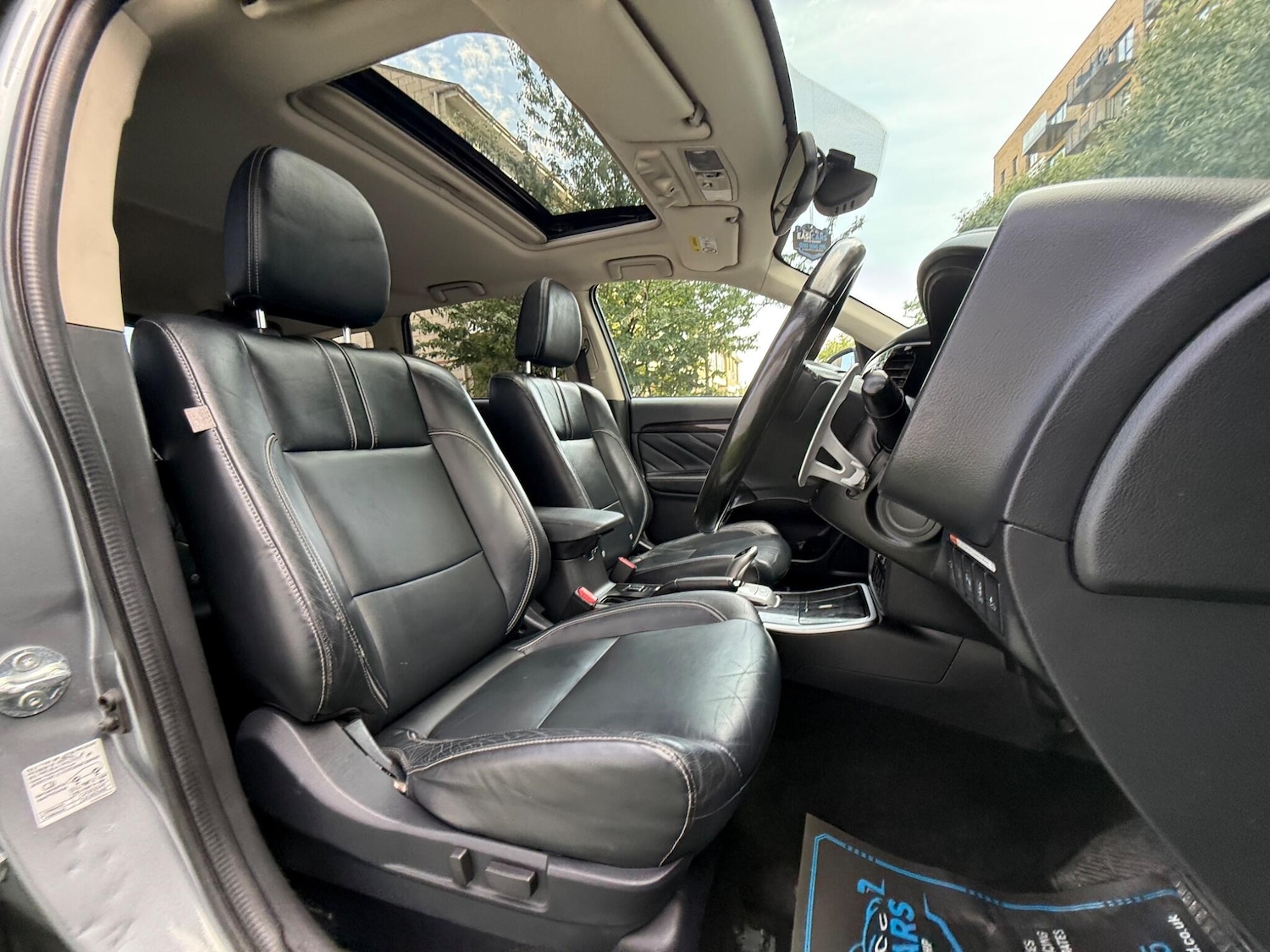 Used Mitsubishi Outlander 2016 for sale - 76409575: Photo 17