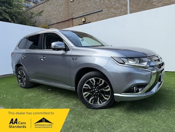 Used Mitsubishi Outlander 2016 for sale - 76409575: Photo