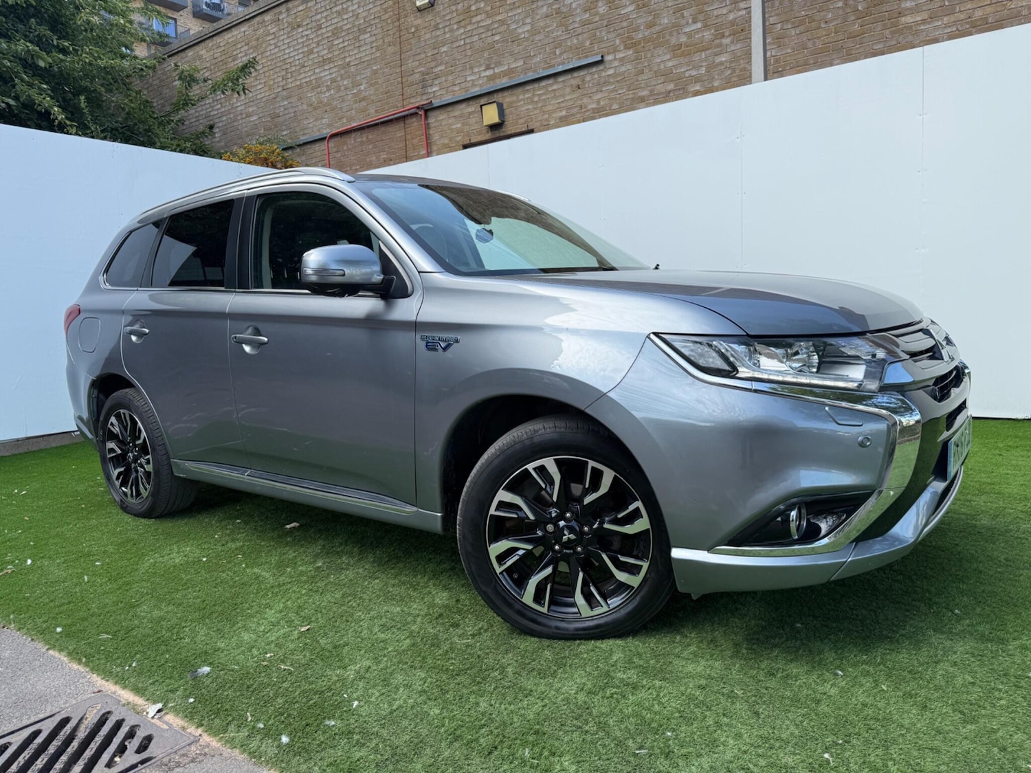 Used Mitsubishi Outlander 2016 for sale - 76409575: Photo 4