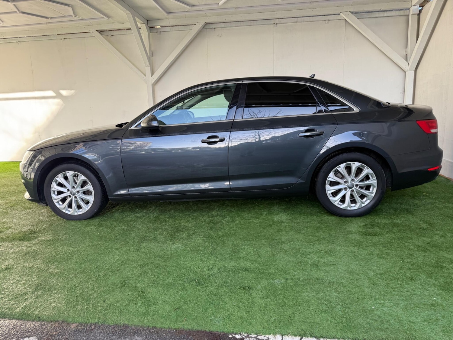 Used Audi A4 2018 for sale - 77330363: Photo 10