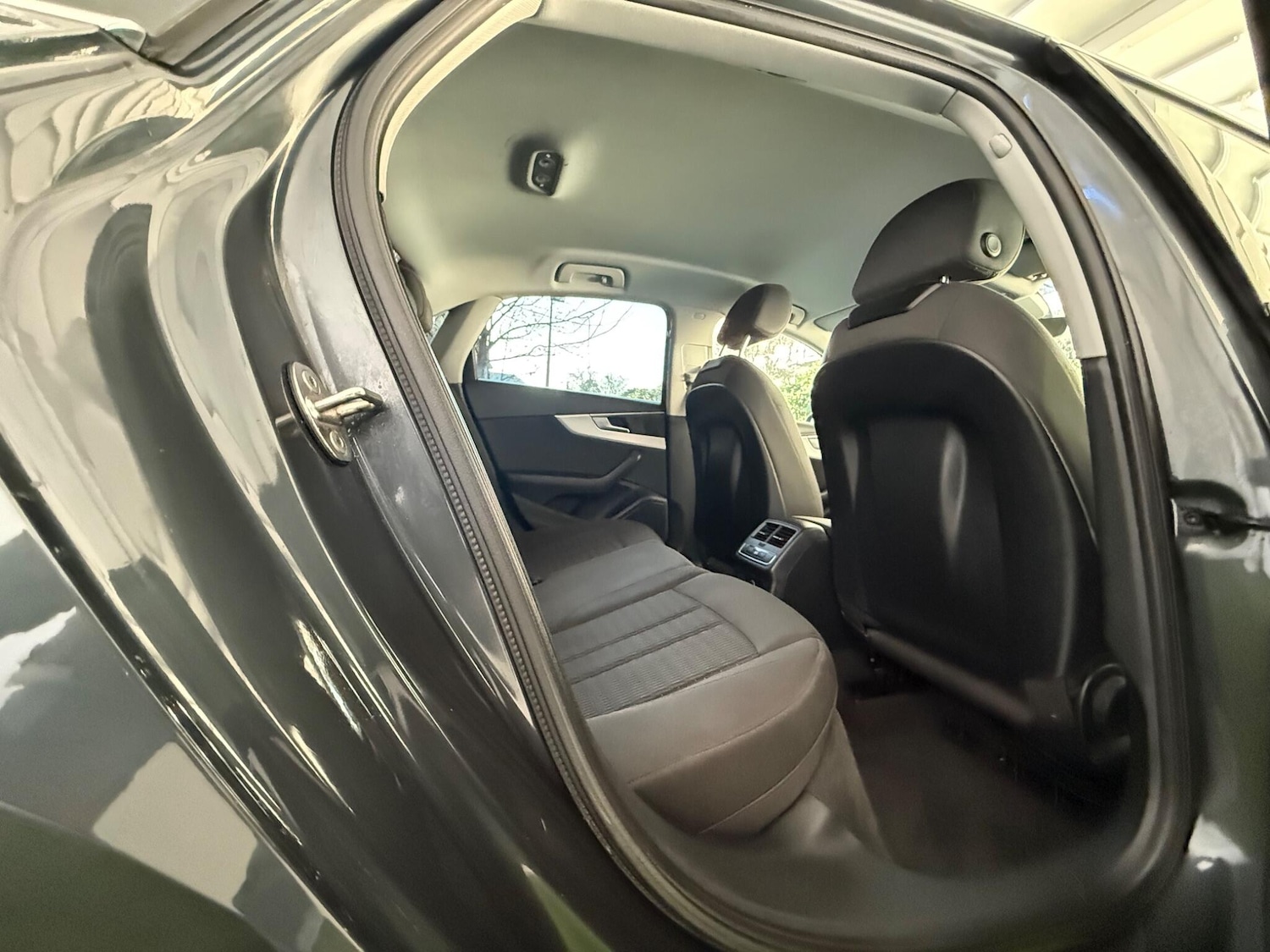 Used Audi A4 2018 for sale - 77330363: Photo 20