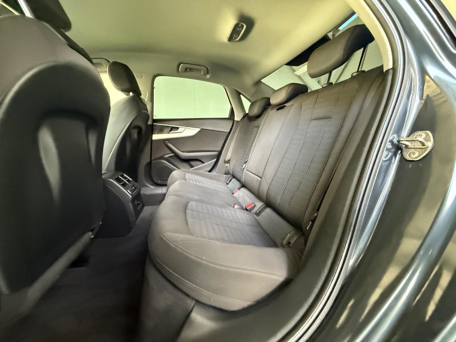 Used Audi A4 2018 for sale - 77330363: Photo 24