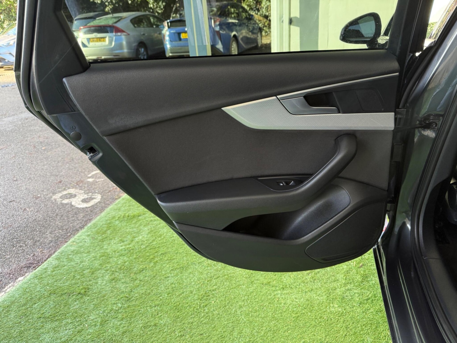 Used Audi A4 2018 for sale - 77330363: Photo 26