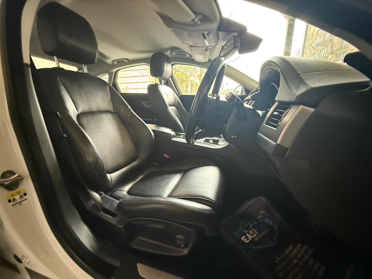 Used Jaguar XF 2016 for sale - 76597474: Photo 15