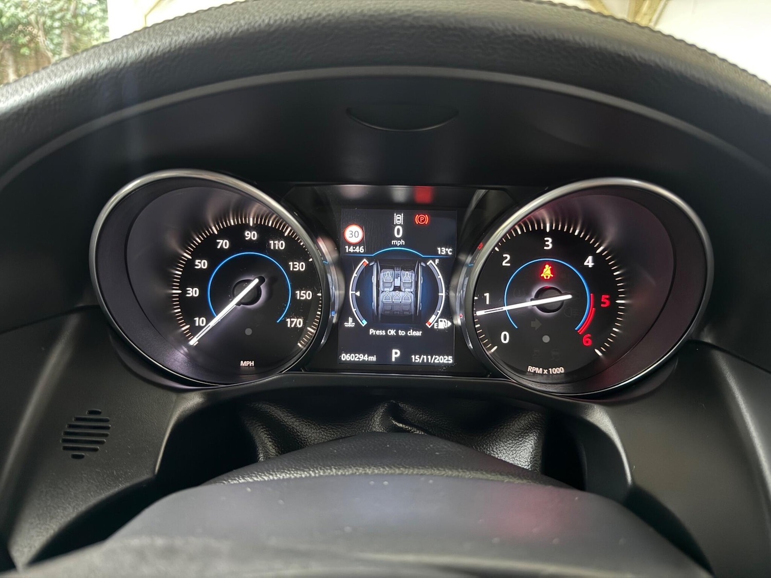 Used Jaguar XF 2016 for sale - 76597474: Photo 32