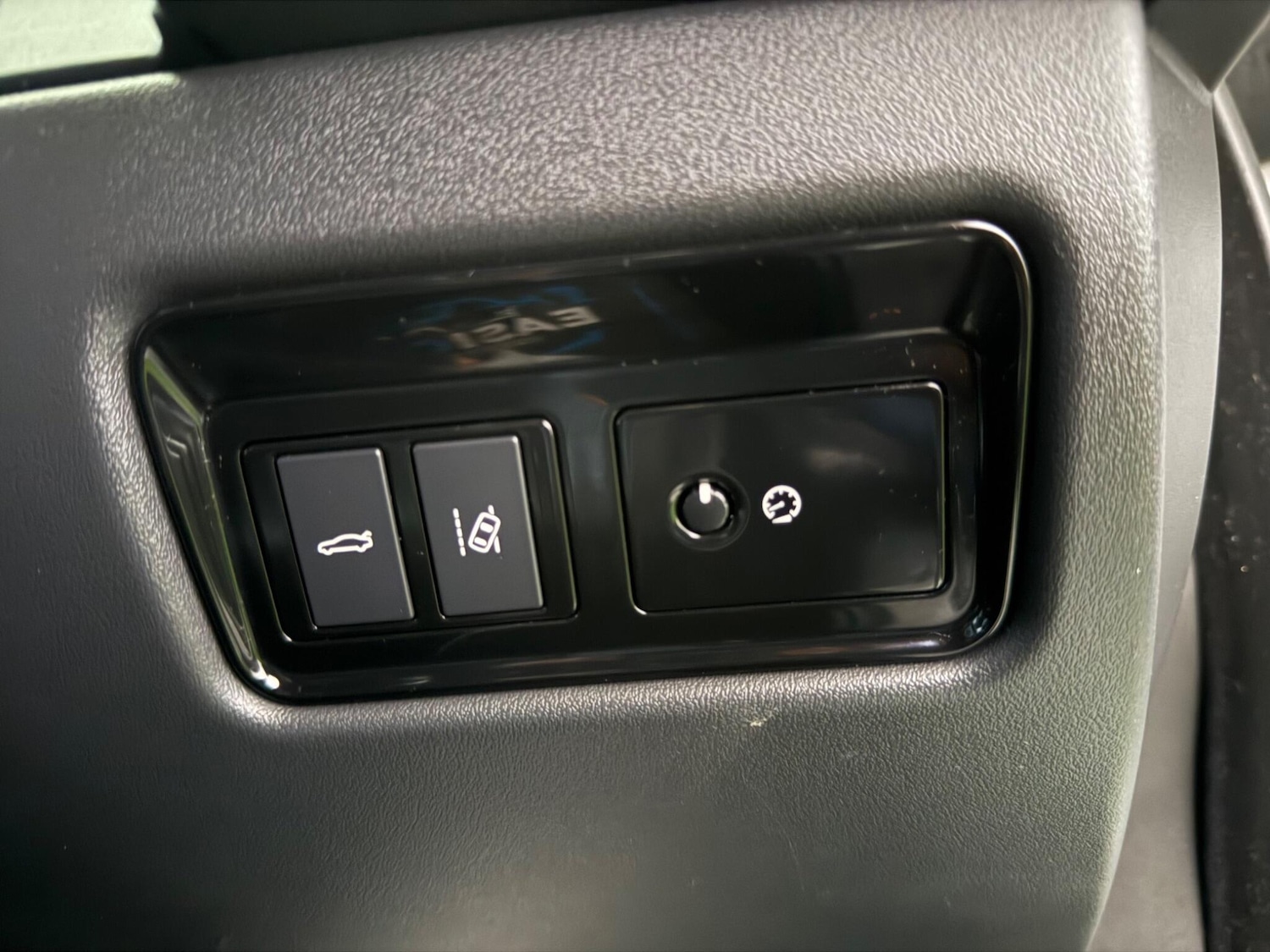 Used Jaguar XF 2016 for sale - 76597474: Photo 41