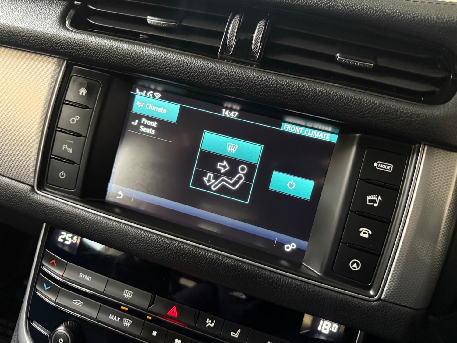 Used Jaguar XF 2016 for sale - 76597474: Photo 44