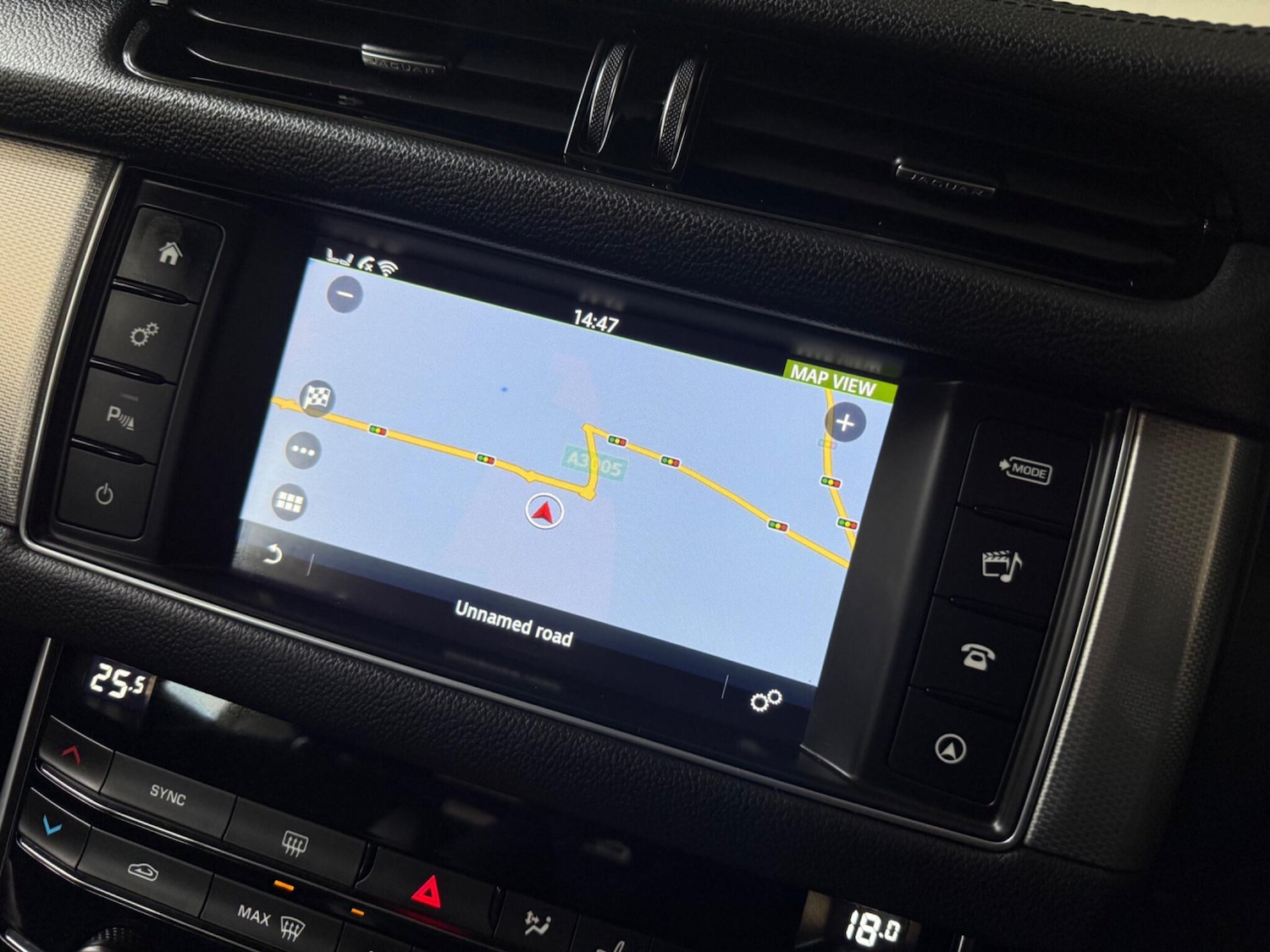 Used Jaguar XF 2016 for sale - 76597474: Photo 45