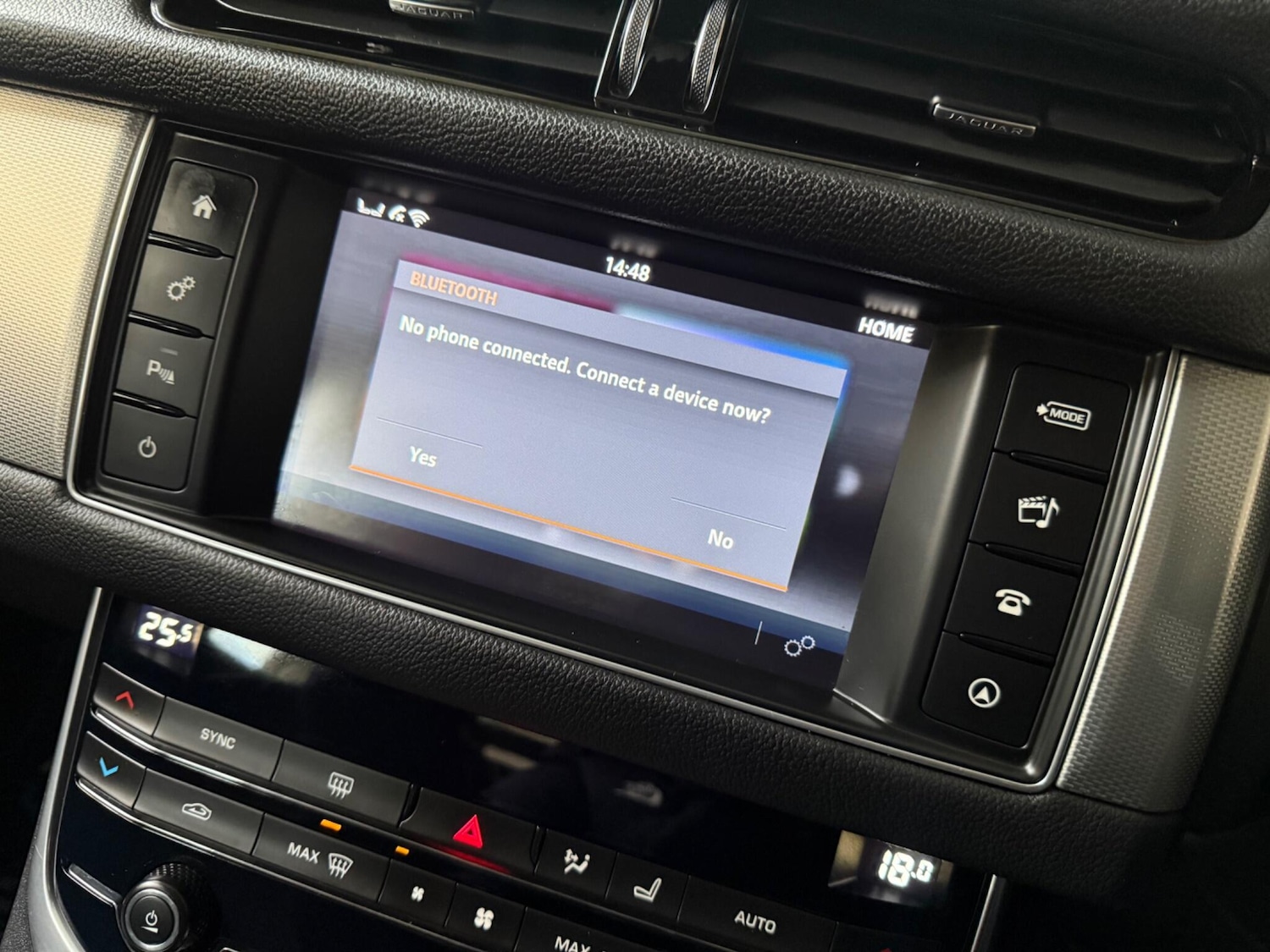 Used Jaguar XF 2016 for sale - 76597474: Photo 46