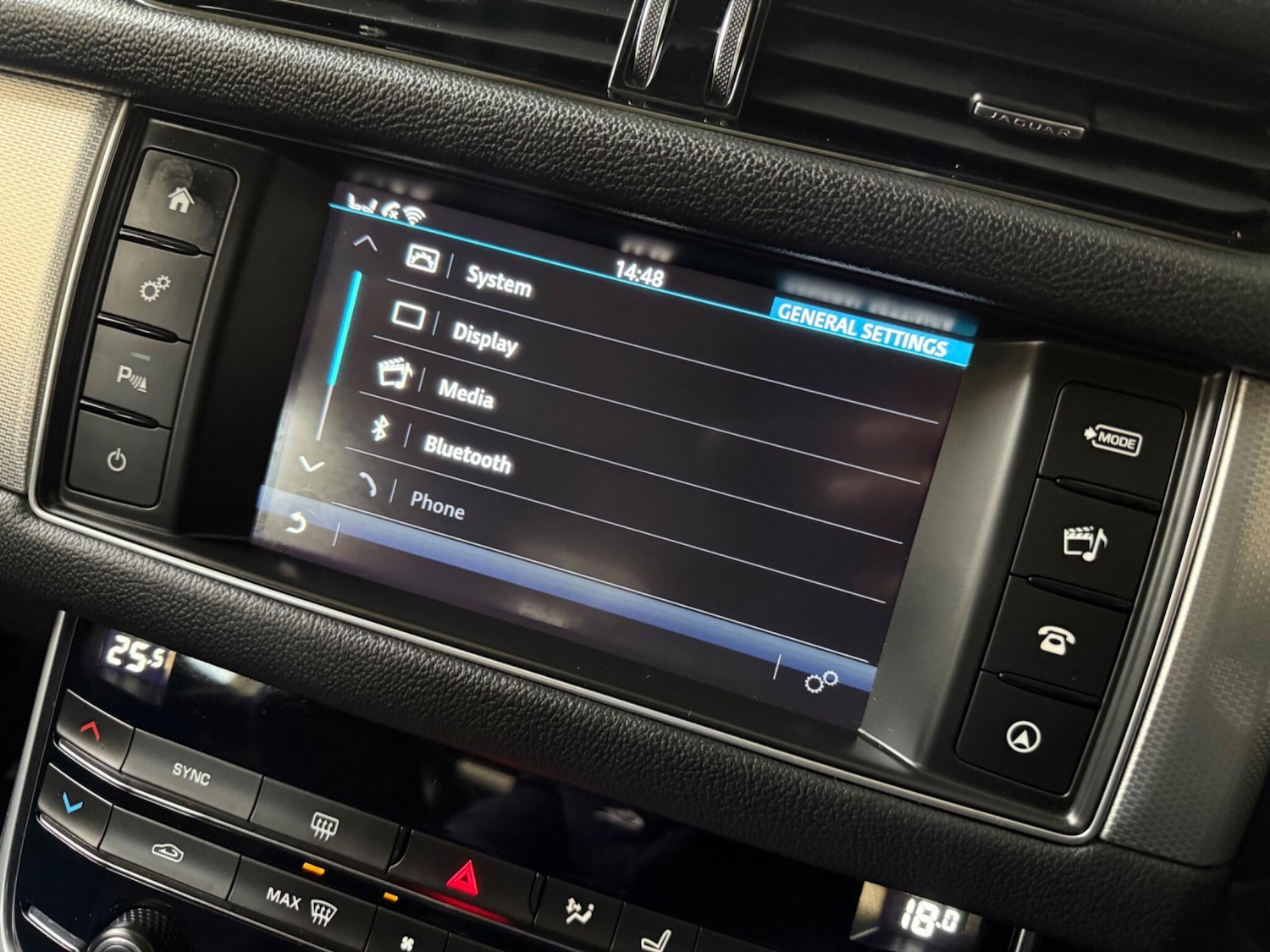 Used Jaguar XF 2016 for sale - 76597474: Photo 48