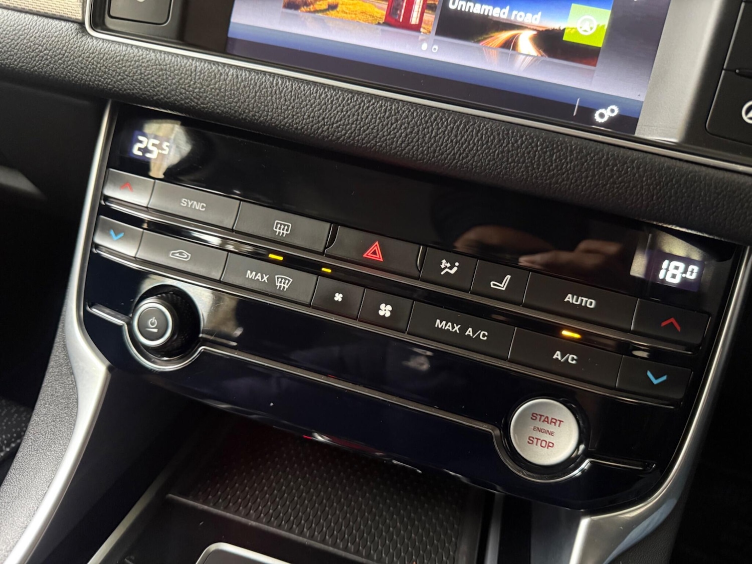 Used Jaguar XF 2016 for sale - 76597474: Photo 51