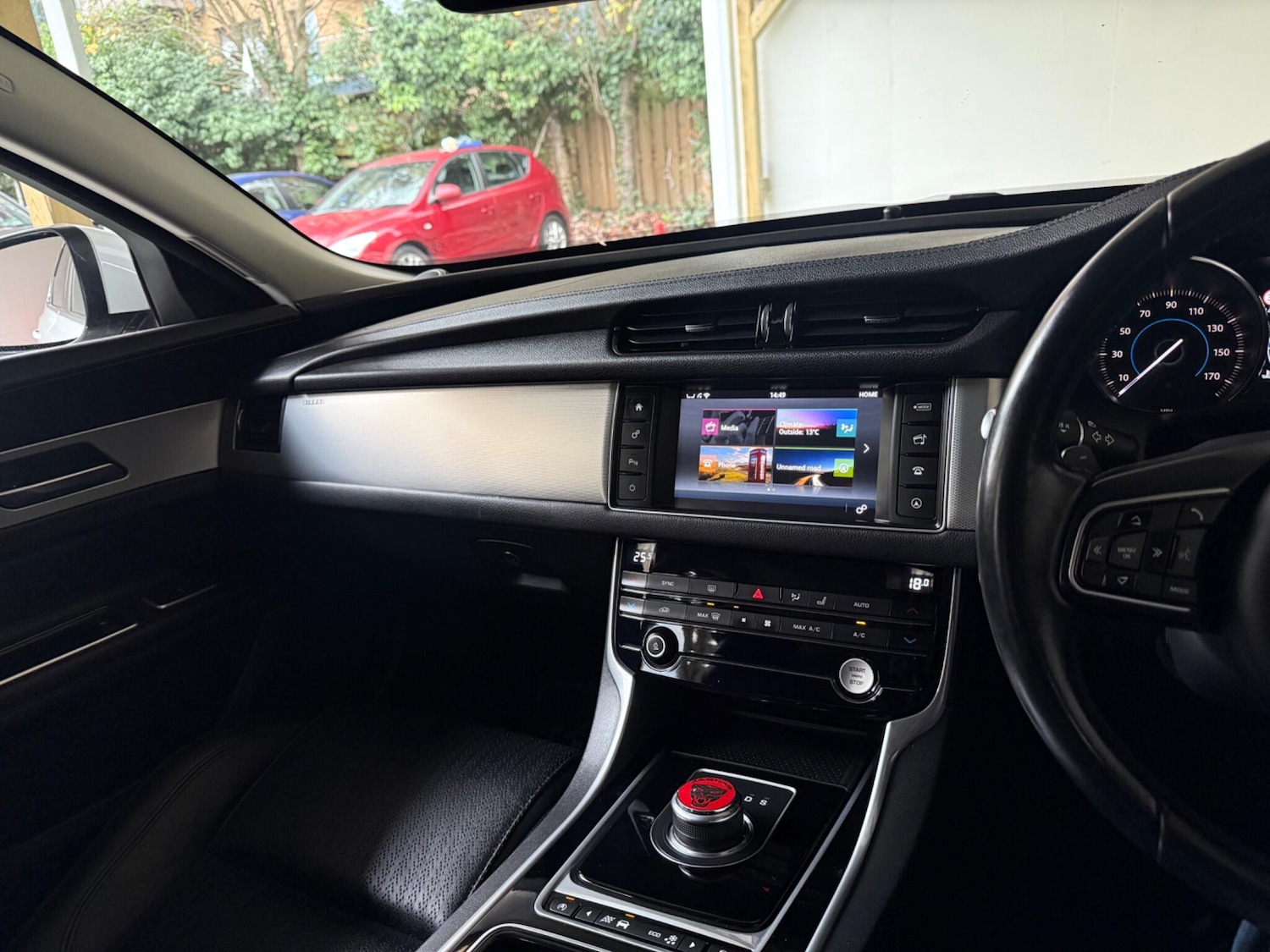 Used Jaguar XF 2016 for sale - 76597474: Photo 54