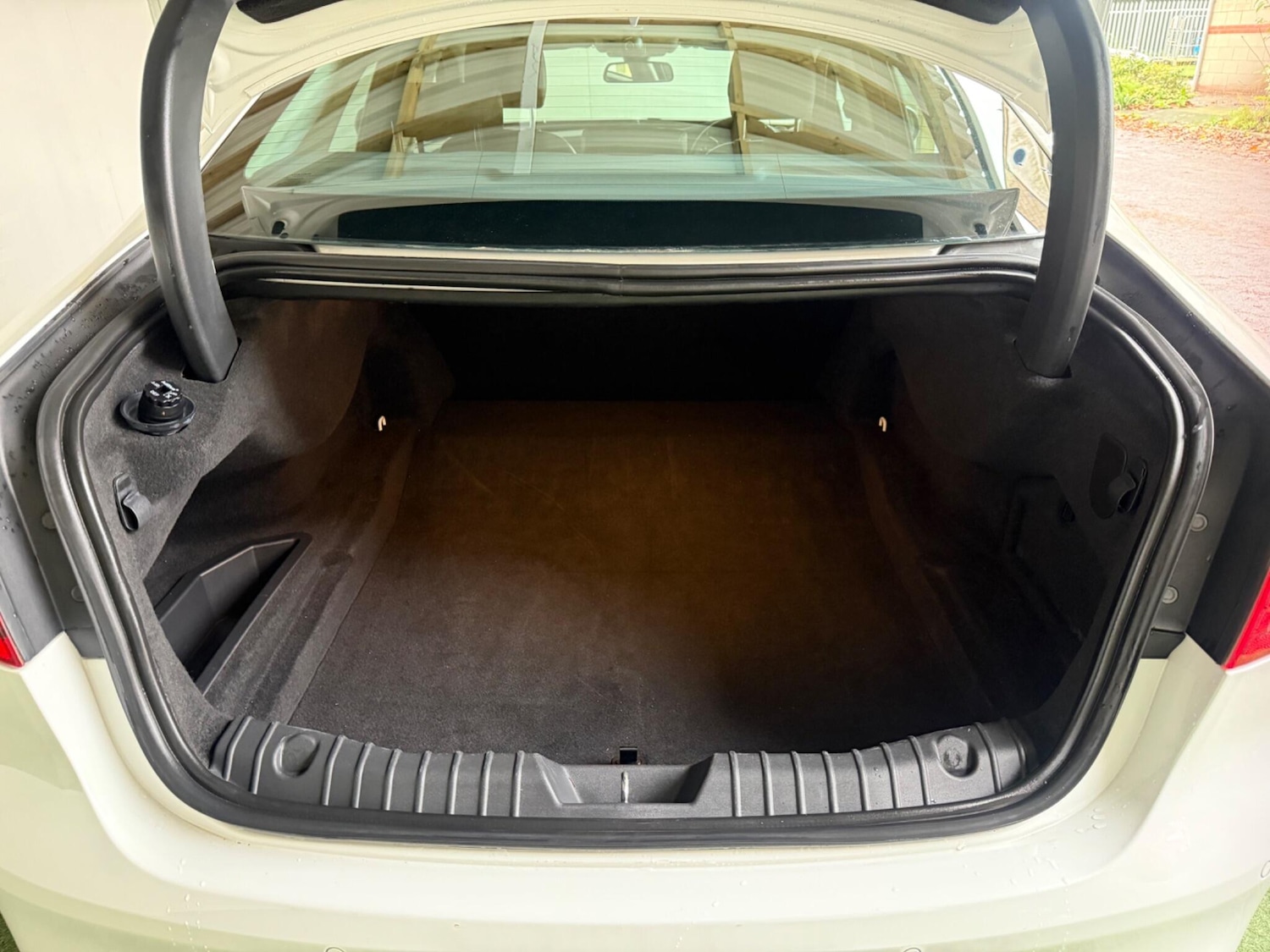 Used Jaguar XF 2016 for sale - 76597474: Photo 8