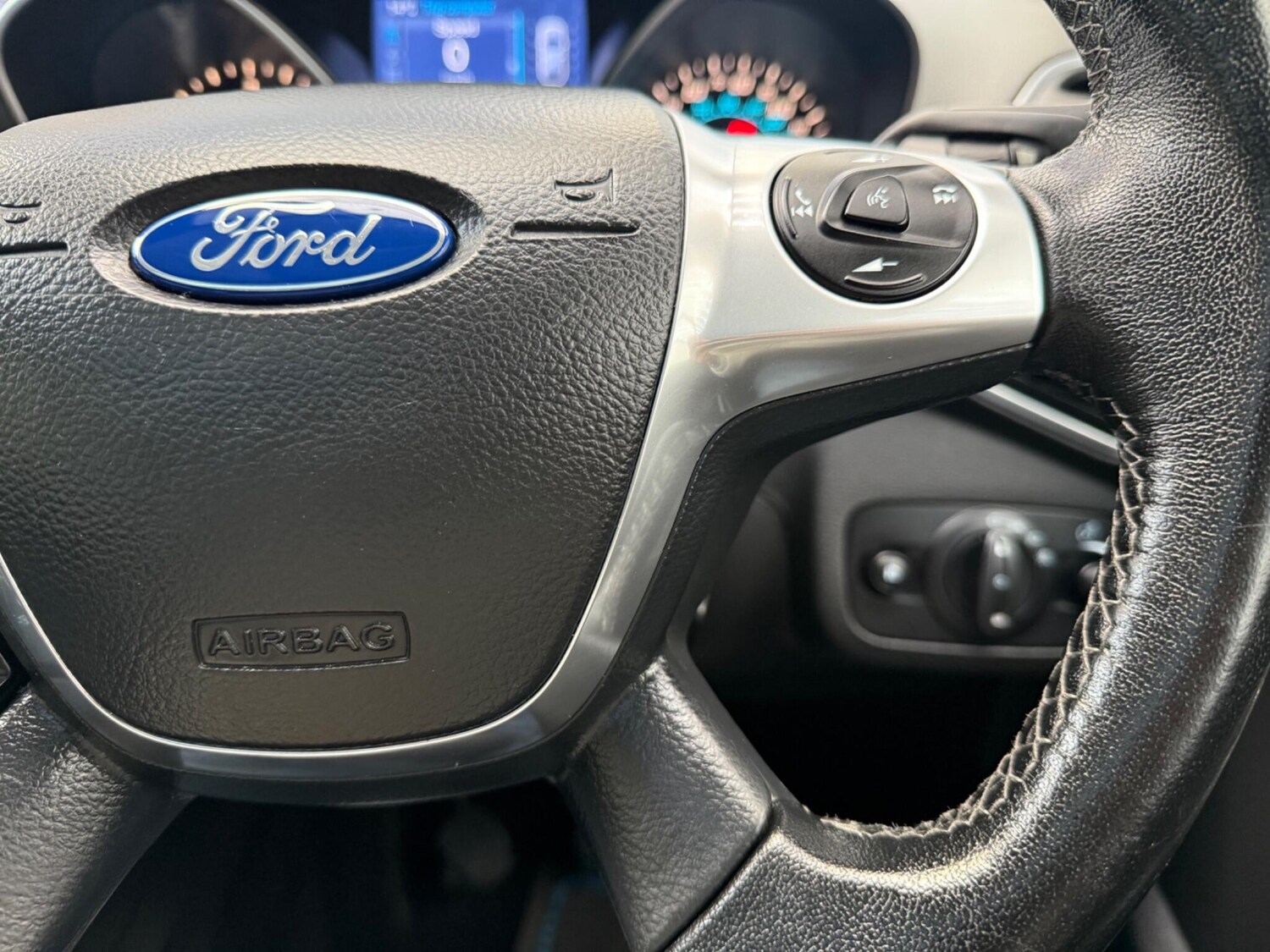 Used Ford Kuga 2015 for sale - 76294777: Photo 31