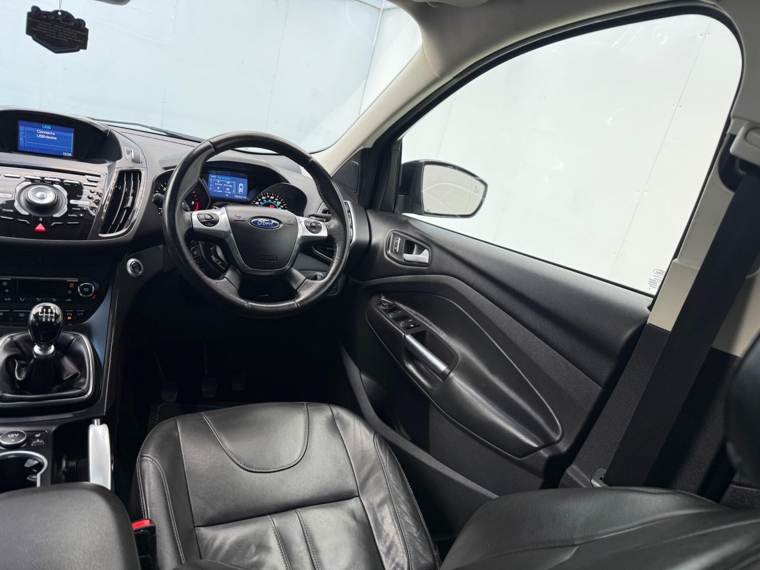 Used Ford Kuga 2015 for sale - 76294777: Photo 34